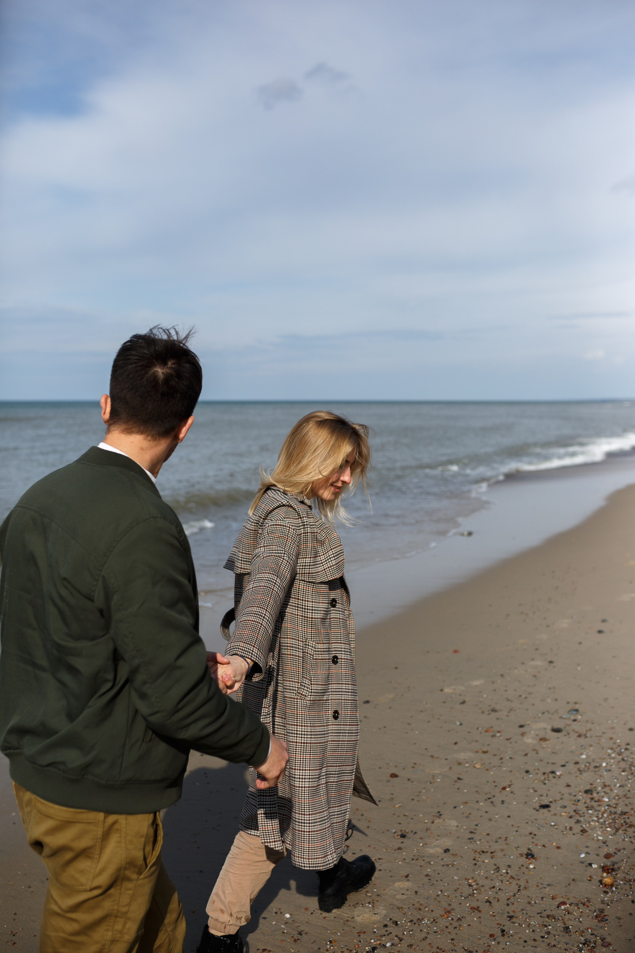 Алёна и Денис. На побережье. Главная