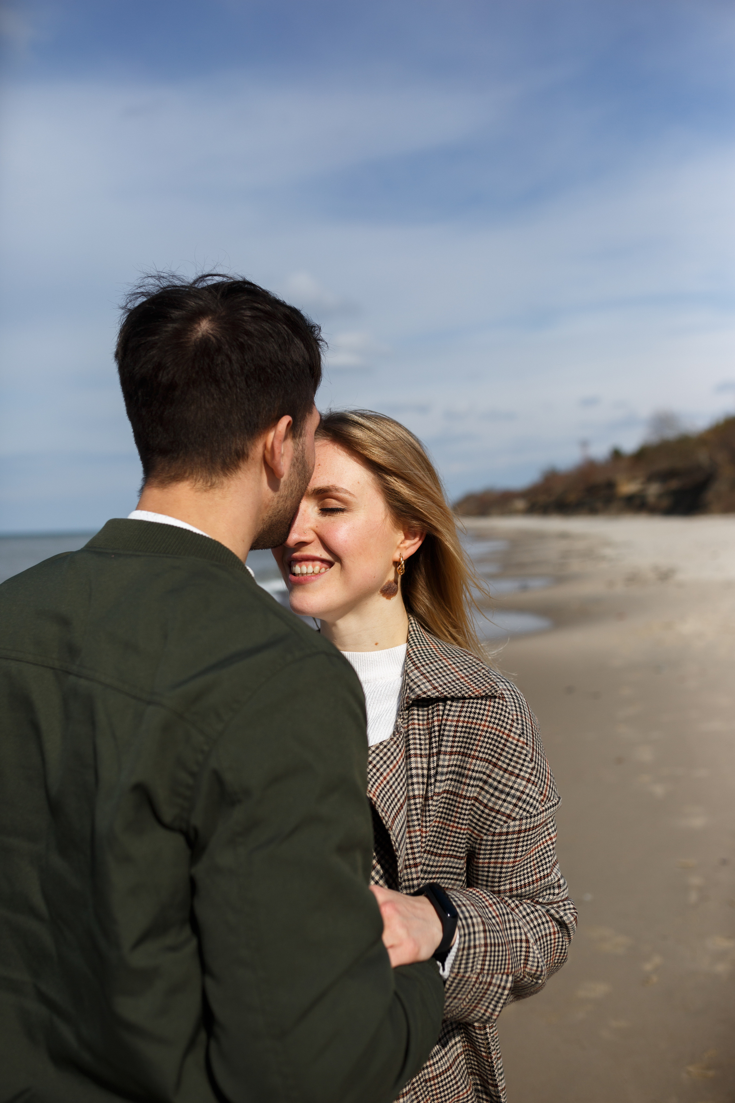 Алёна и Денис. На побережье. Главная