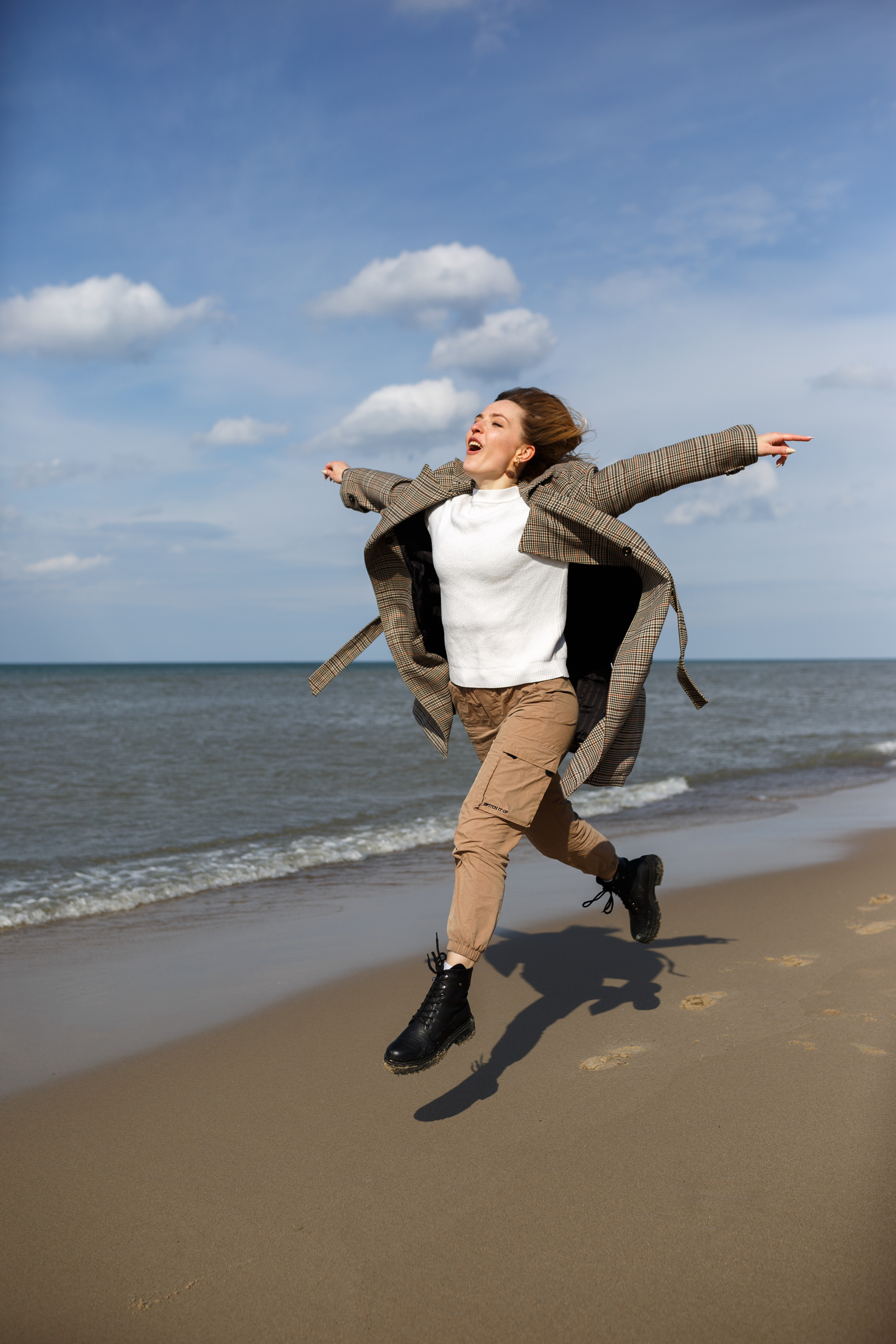 Алёна и Денис. На побережье. Главная