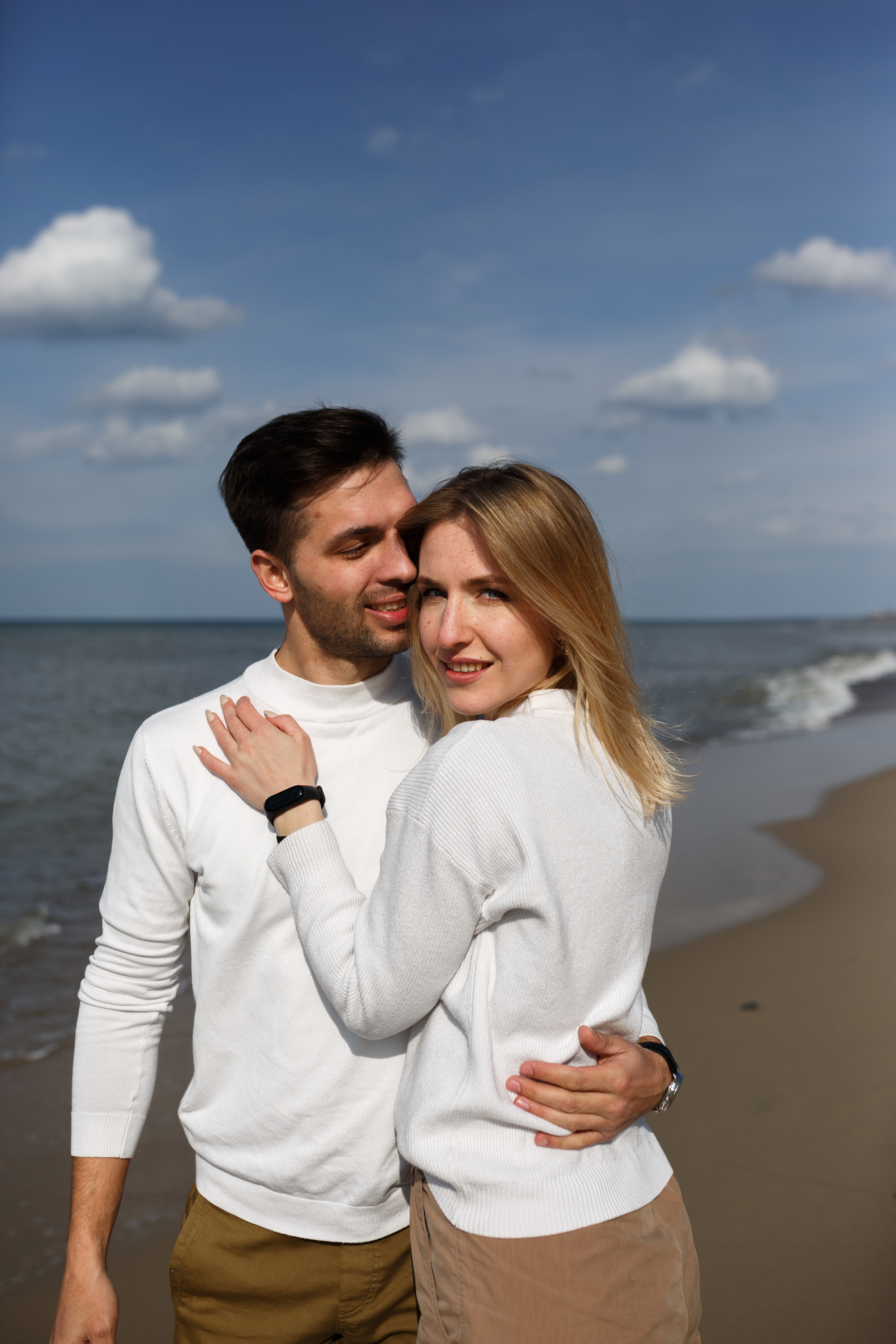 Алёна и Денис. На побережье. Главная