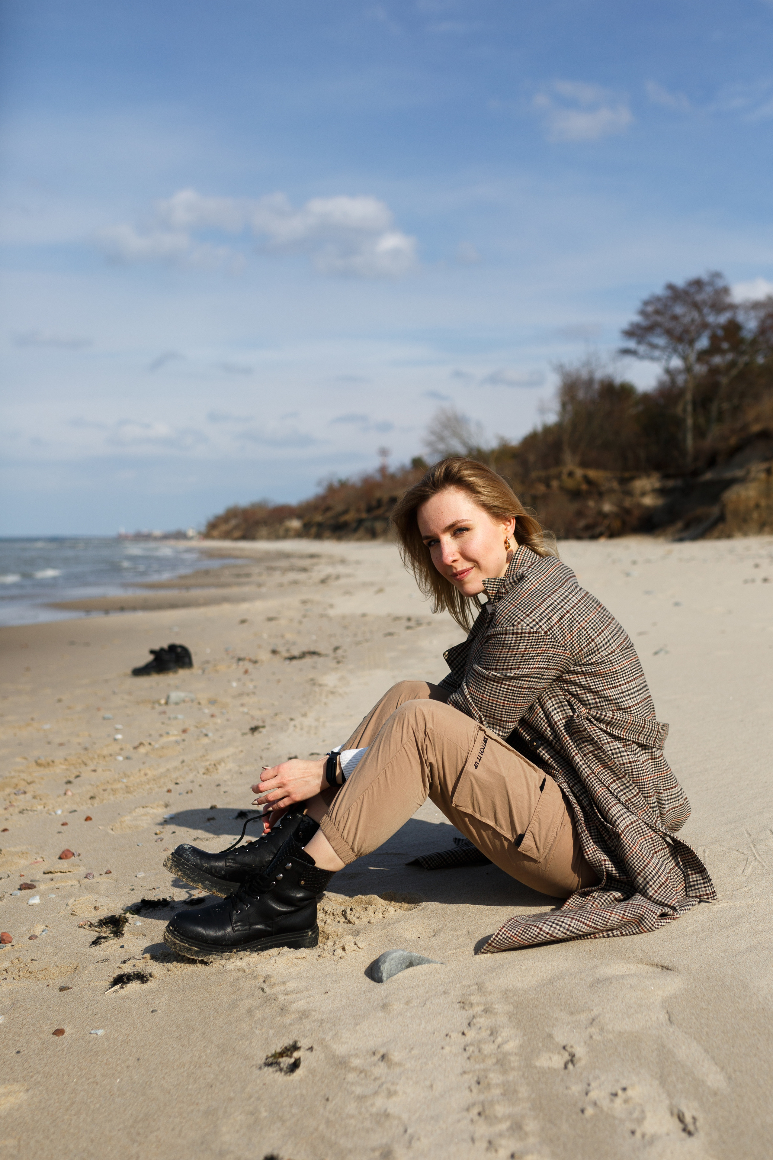 Алёна и Денис. На побережье. Главная