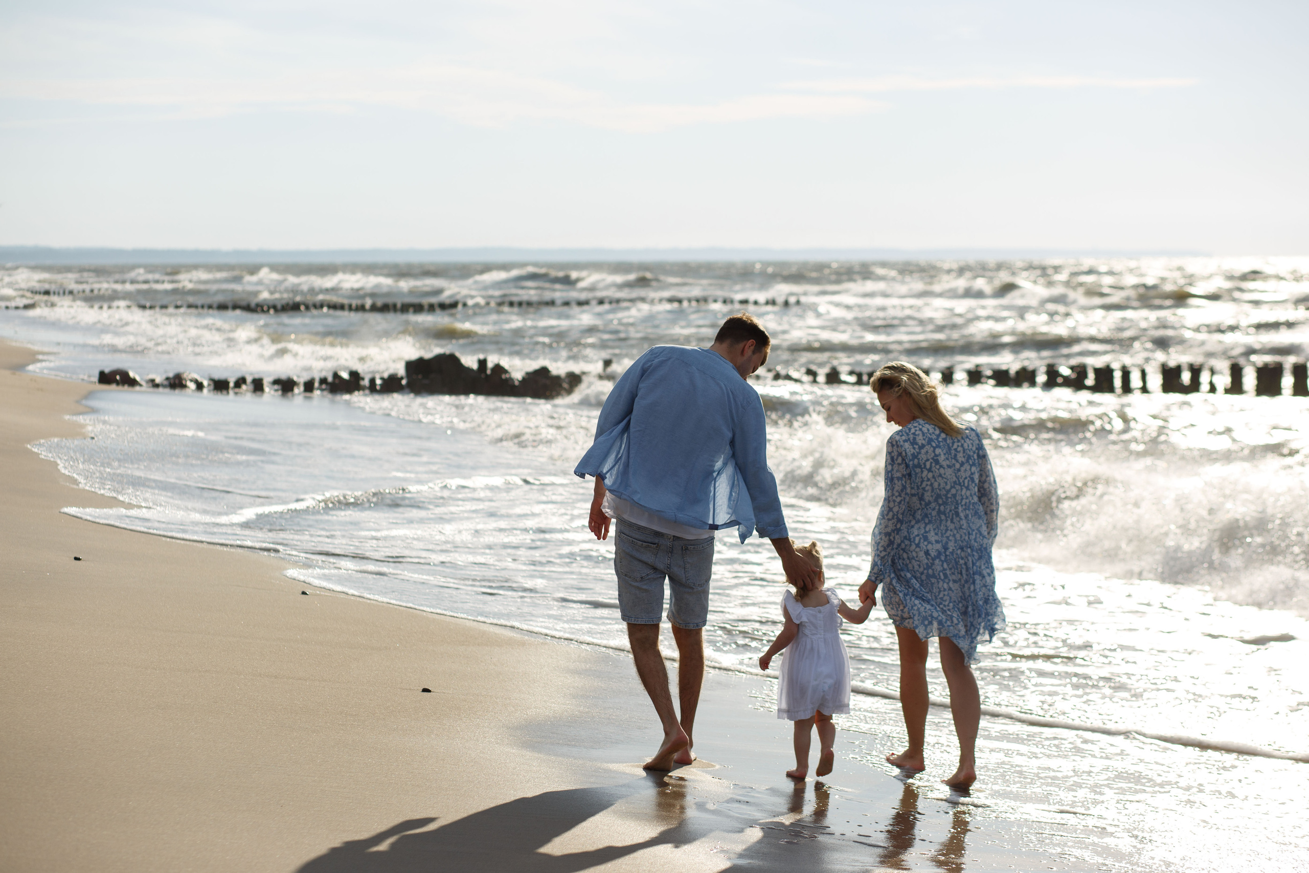 Дмитрий, Юлия и Анастасия. Главная