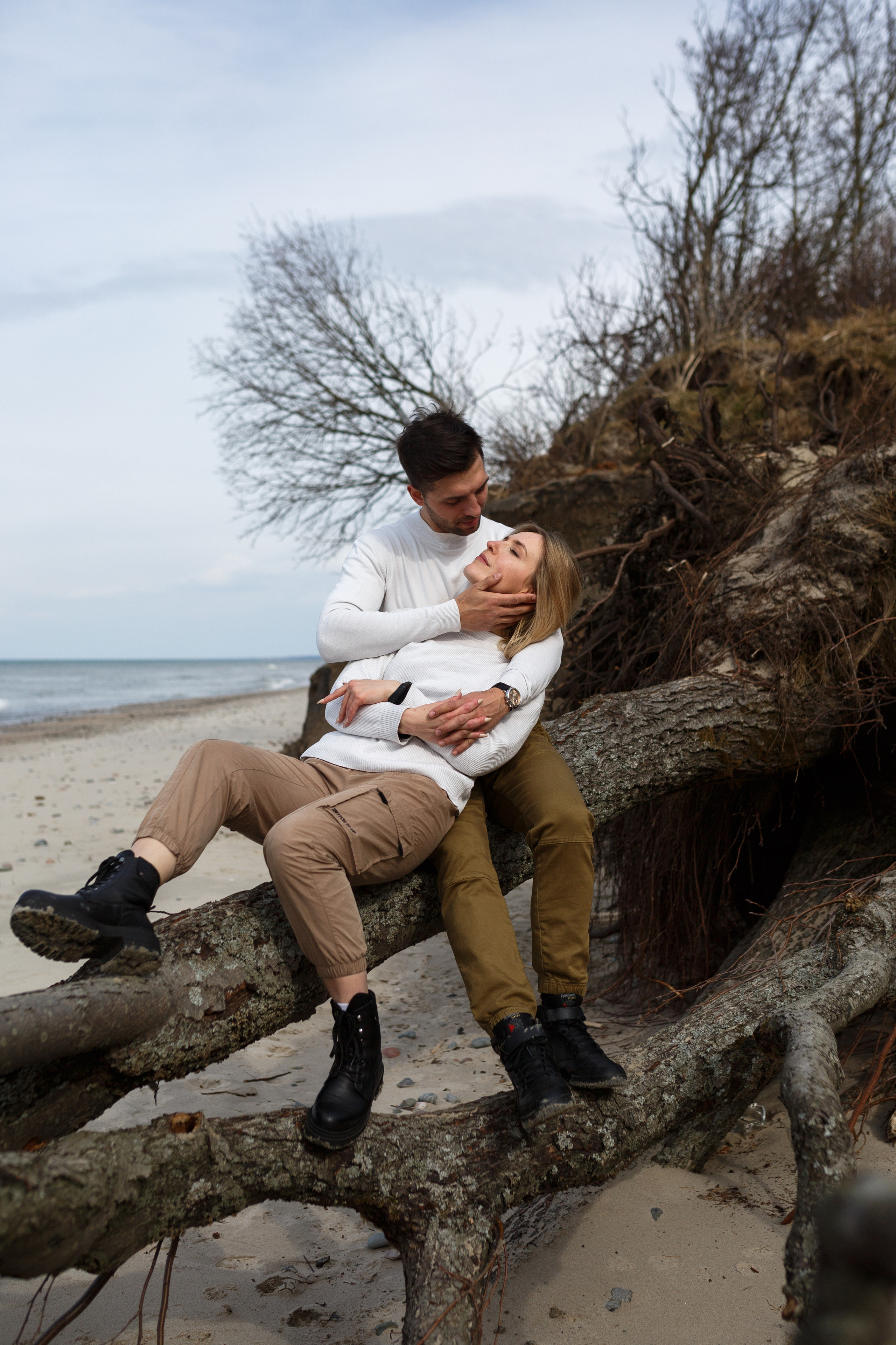 Алёна и Денис. На побережье. Главная