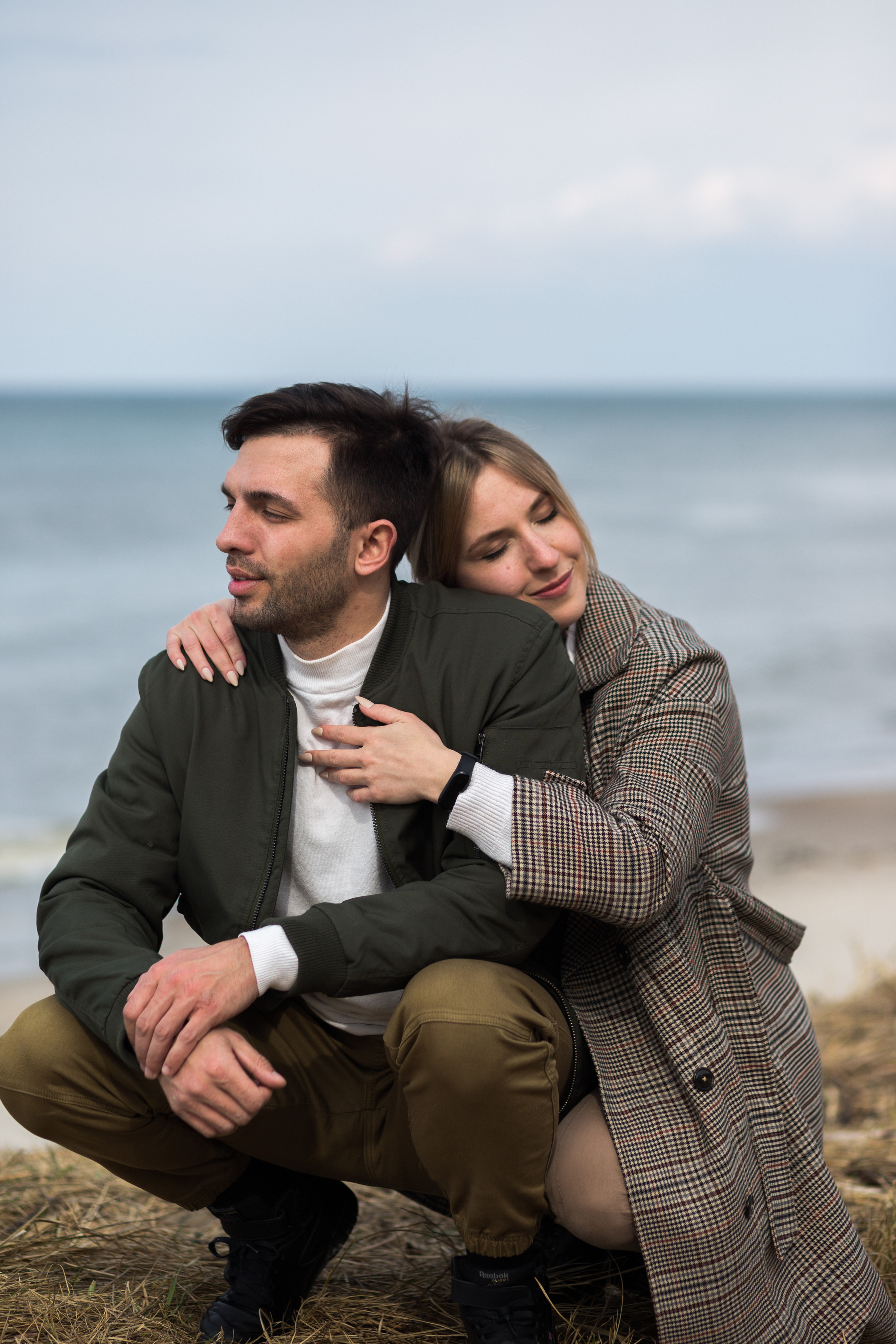 Алёна и Денис. На побережье. Главная