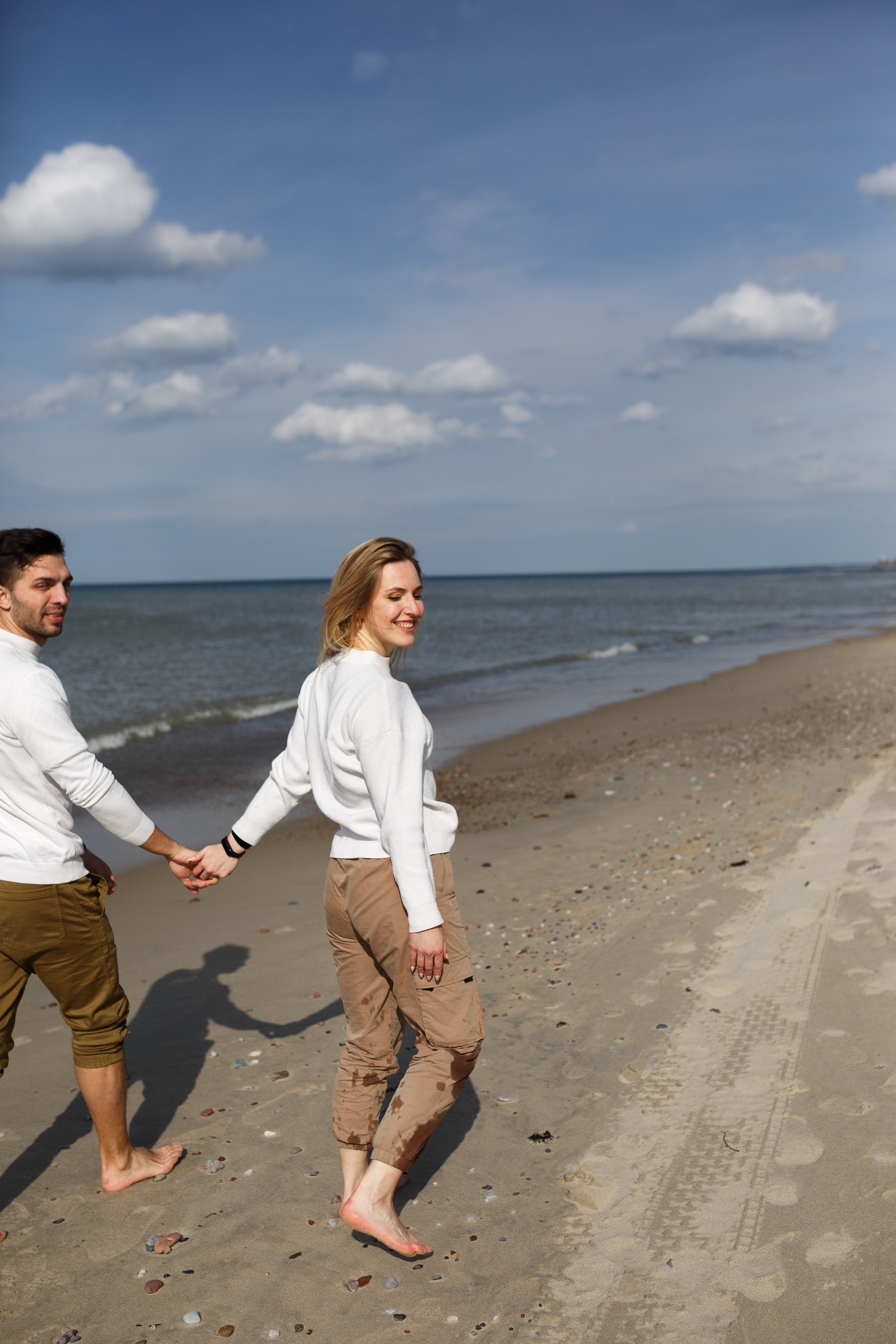 Алёна и Денис. На побережье. Главная