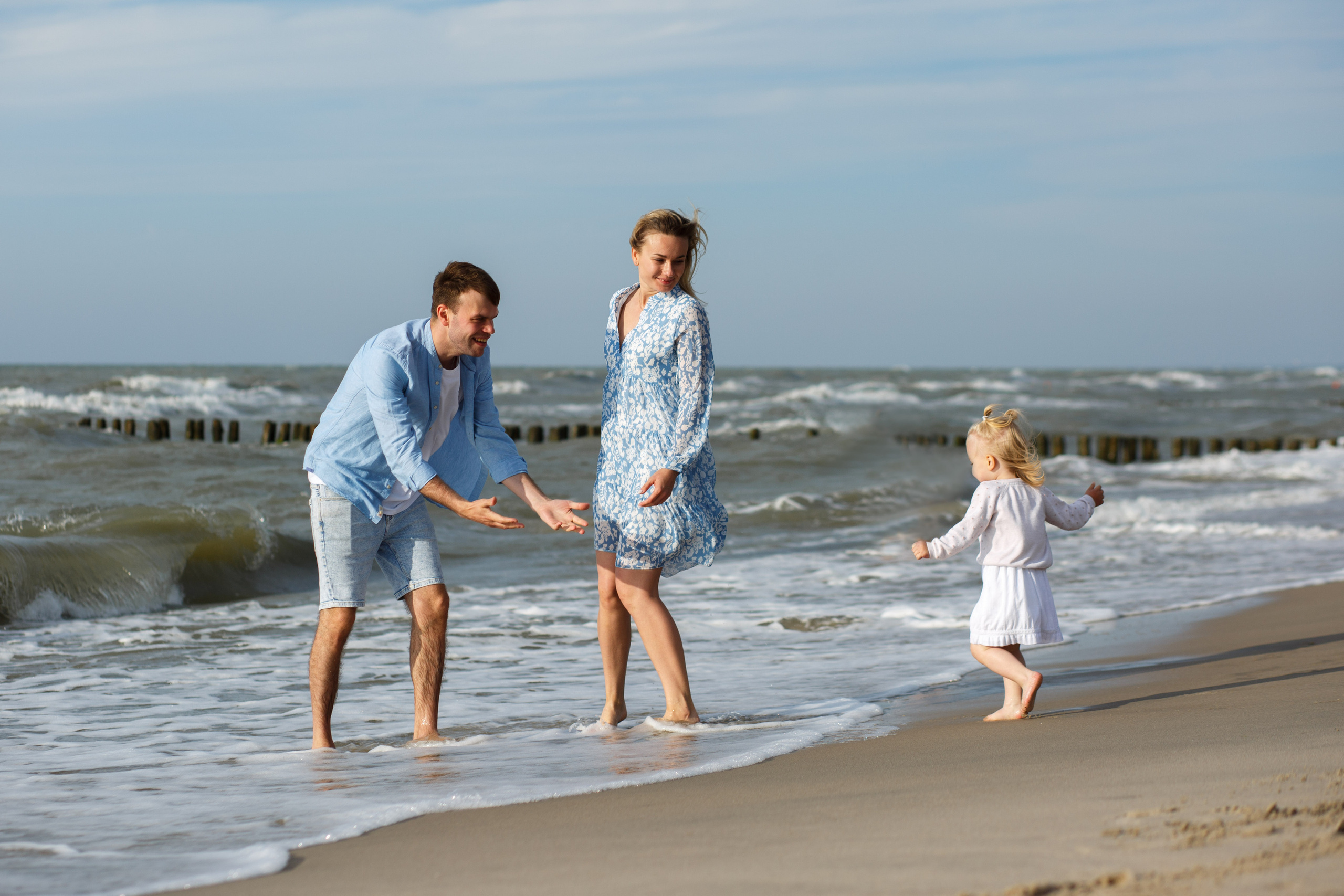 Дмитрий, Юлия и Анастасия. Главная