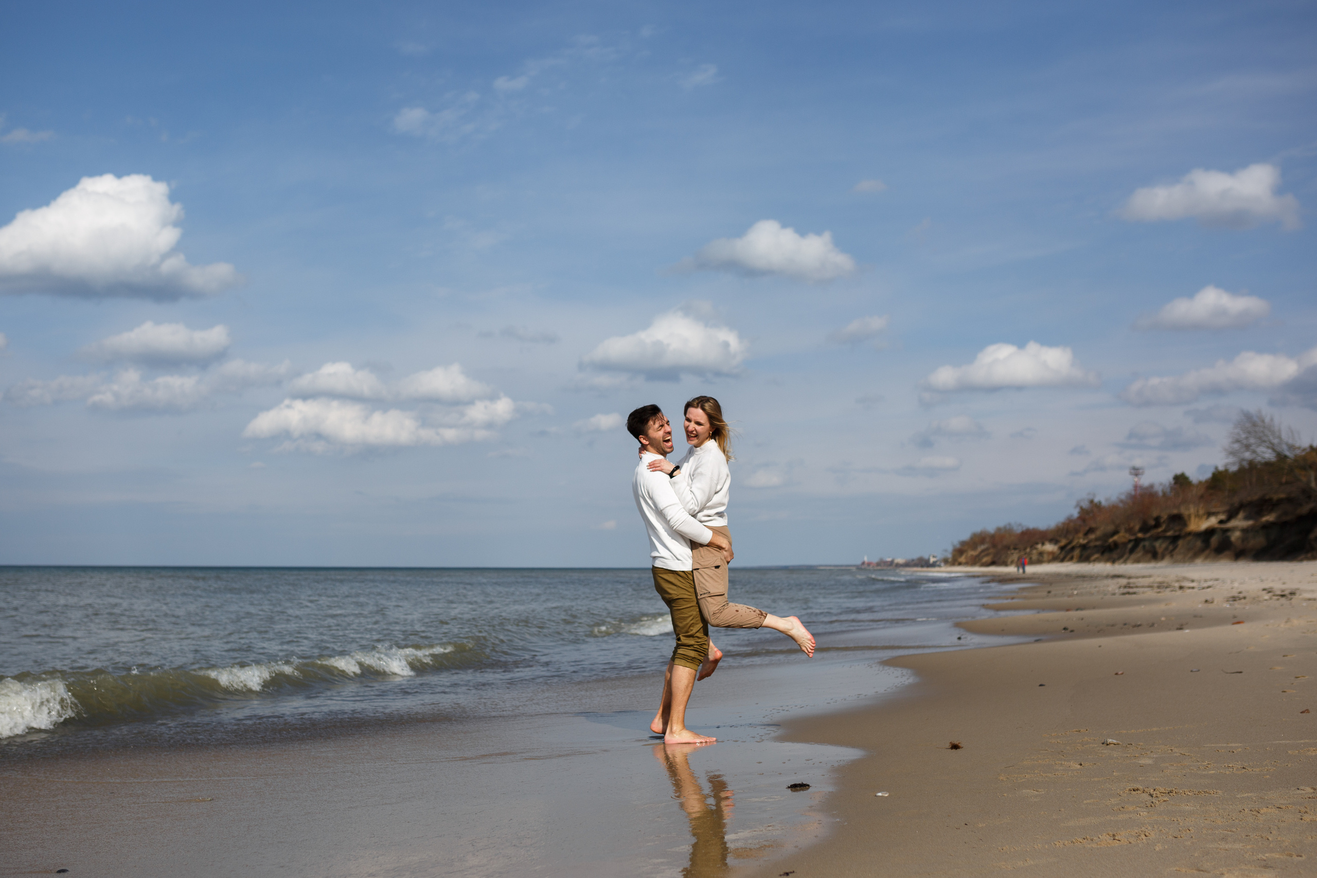 Алёна и Денис. На побережье. Главная
