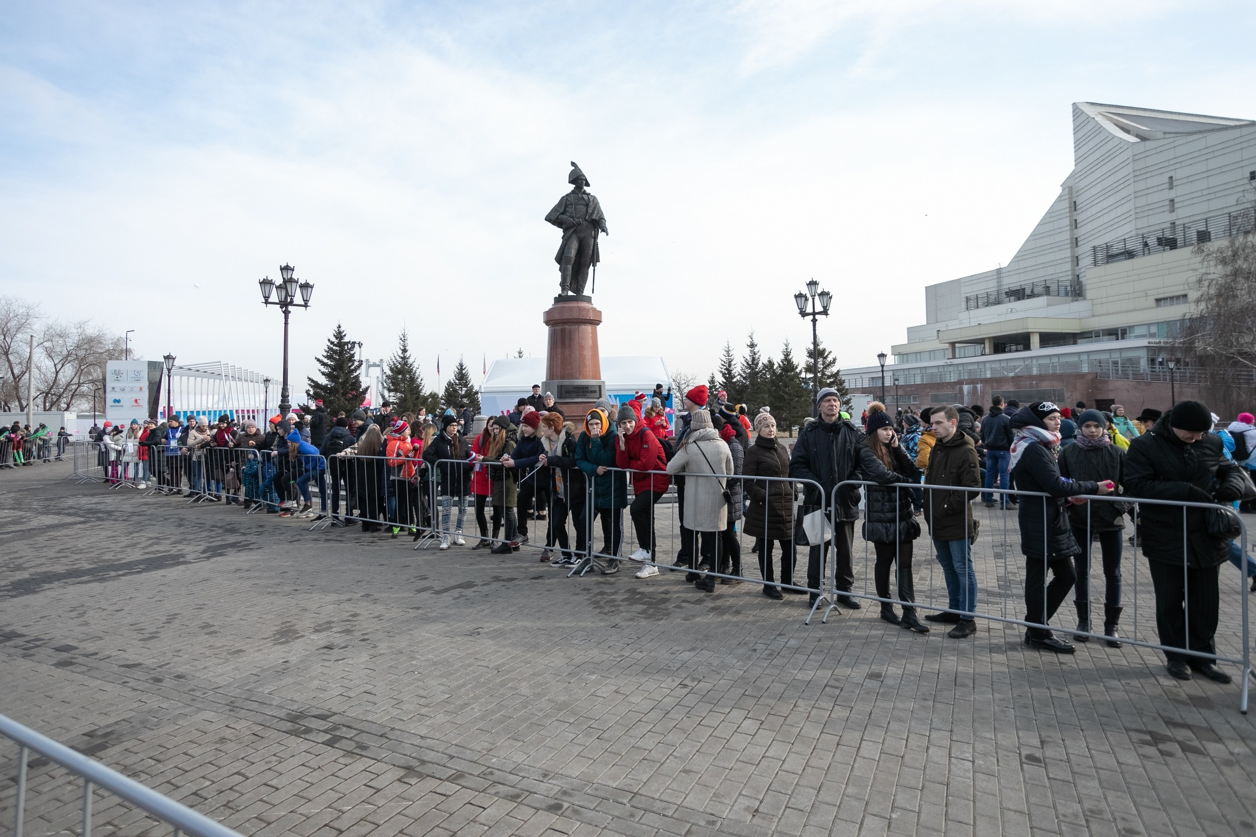 Встреча эстафеты огня Универсиады. Площадь Мира. Красноярск