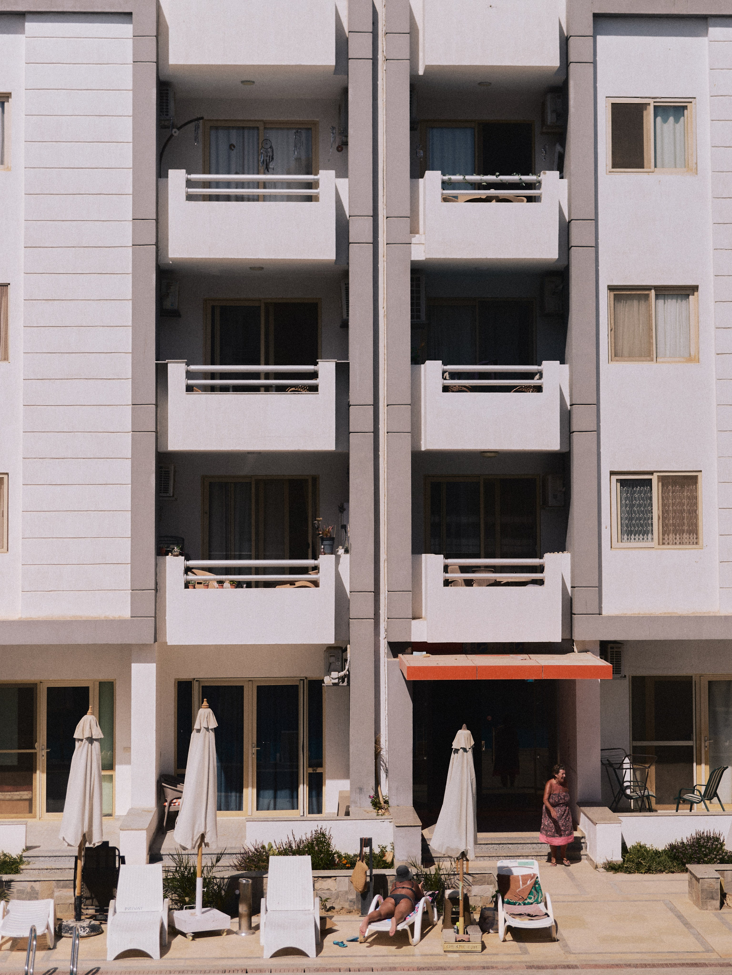 Проверяя камеру. Jorgis — фотограф в Хургаде / обучение фотографии