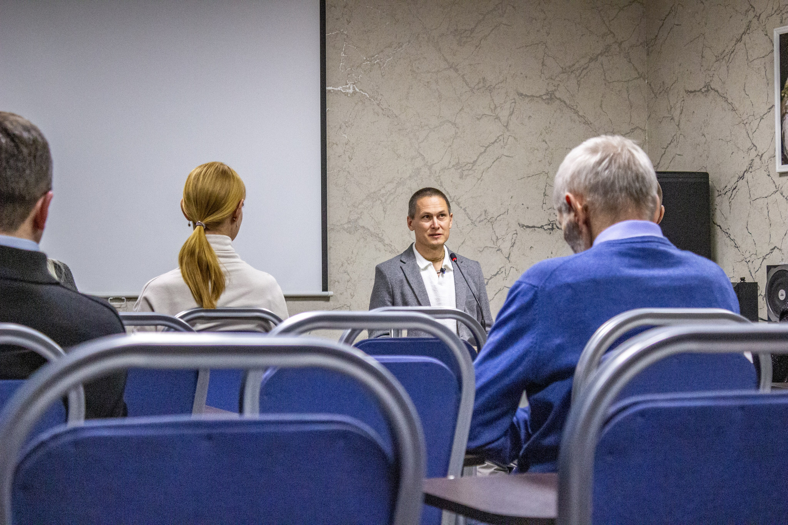 Репортажные съёмки в помещении. Dyachenko Elena — фотограф из Сибири