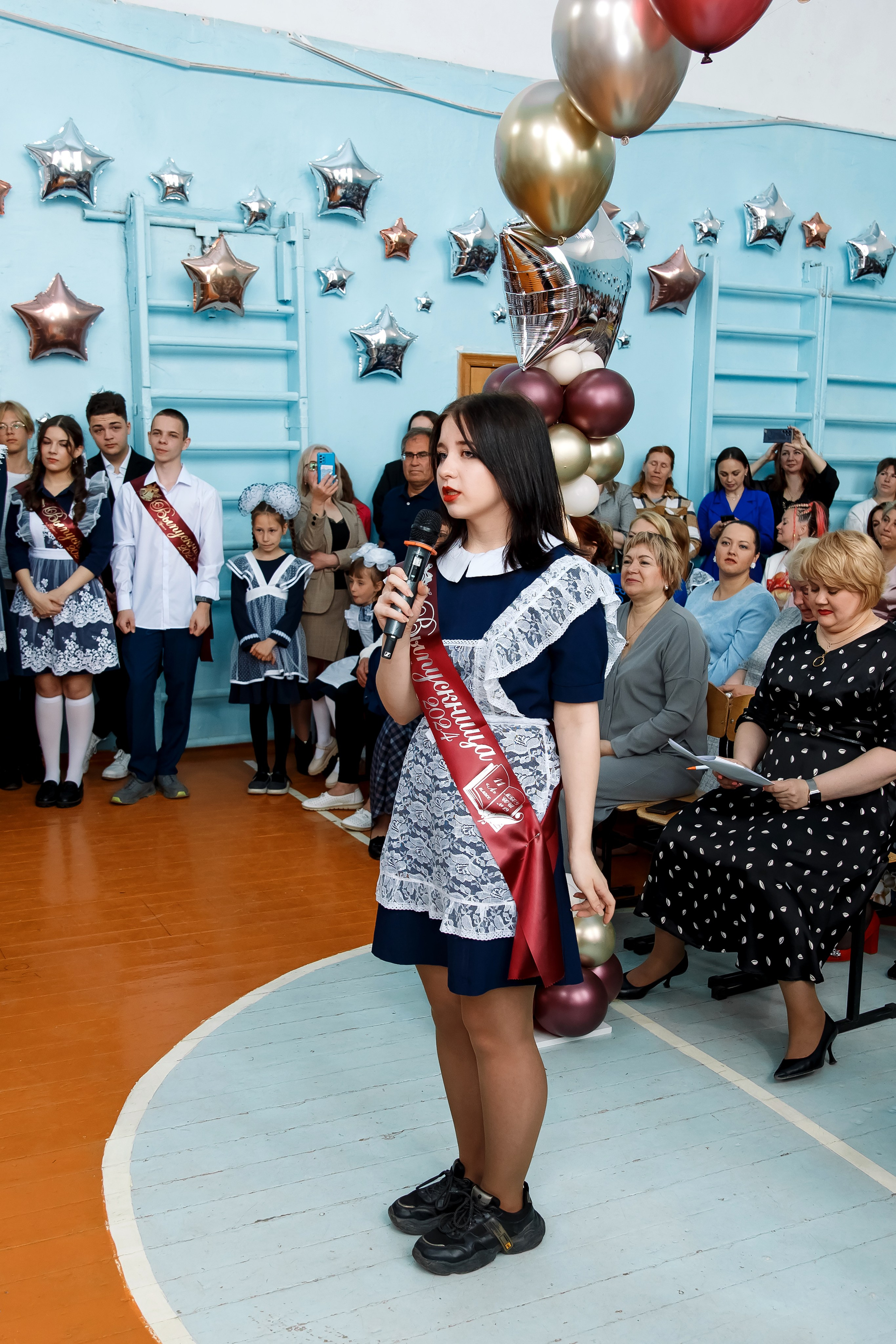 11 класс Последний звонок. Фотограф Любовь Корниенко, Примоский край