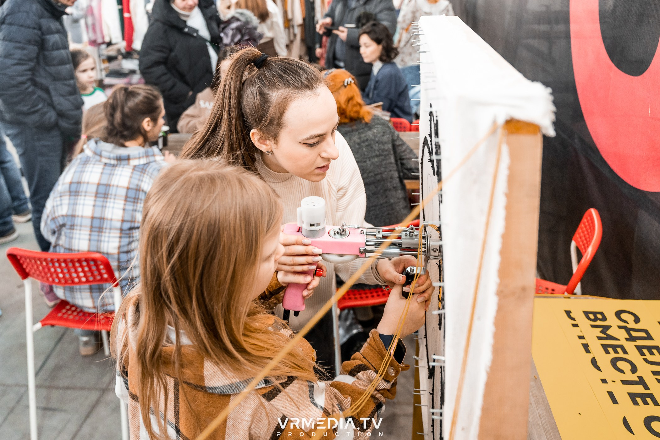 Традиционный весенний БАЗАР и GARAGE SALE в культурном пространстве «Р