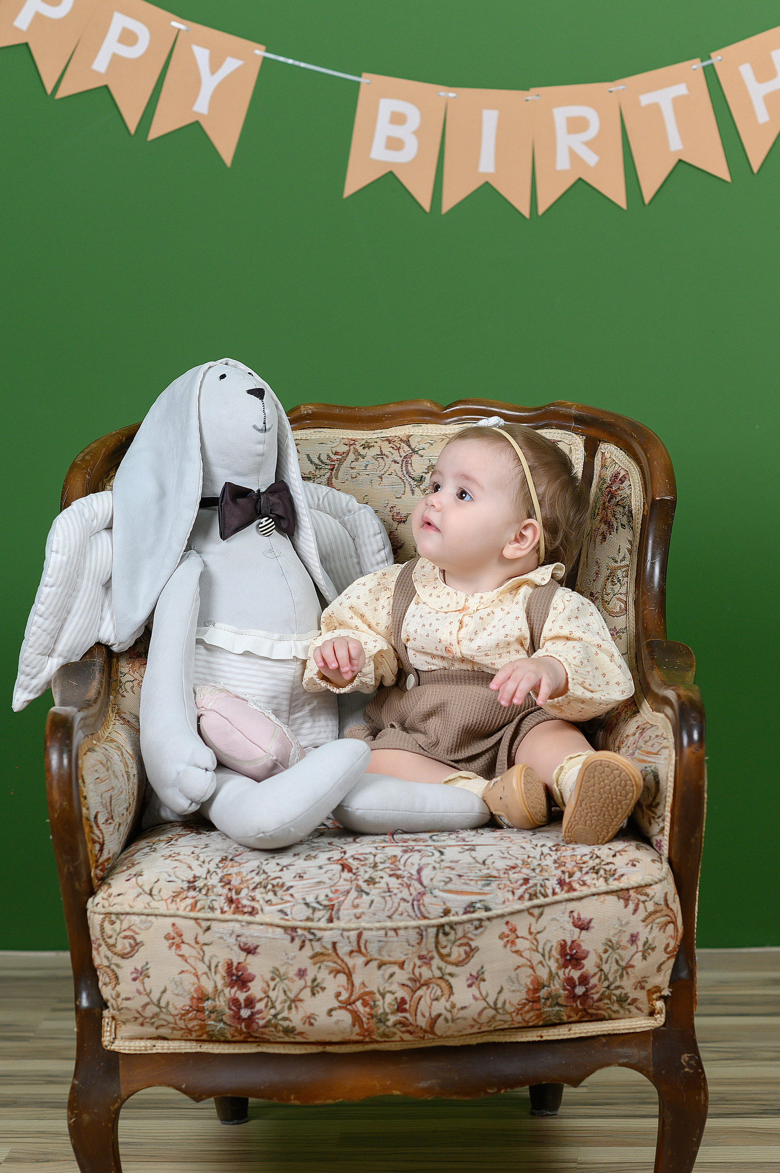 Годик. Детский фотограф Абхазия