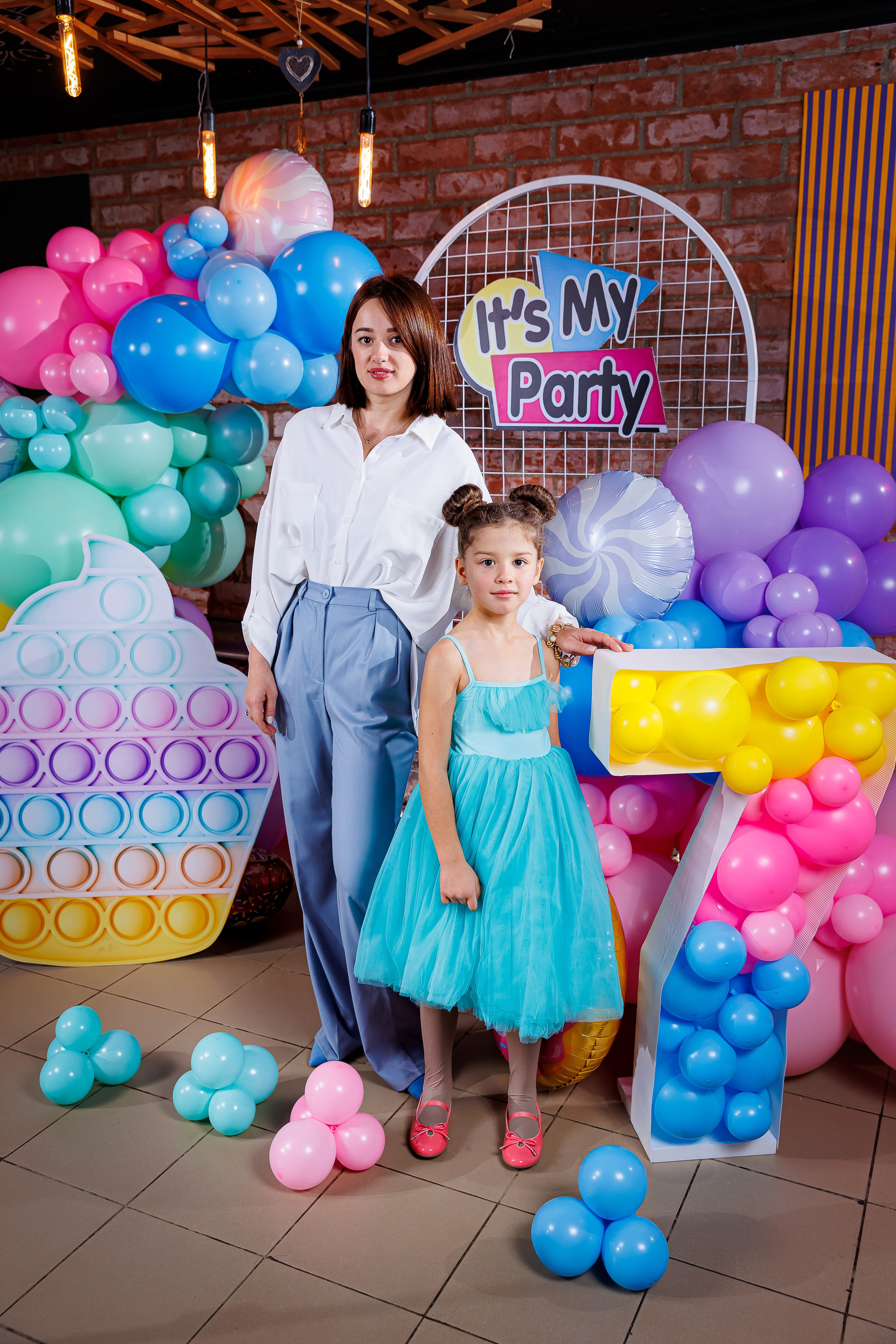 День рождения Насти «Pop-it». Семейный и детский фотограф Комина Елена, Власиха, Одинцово