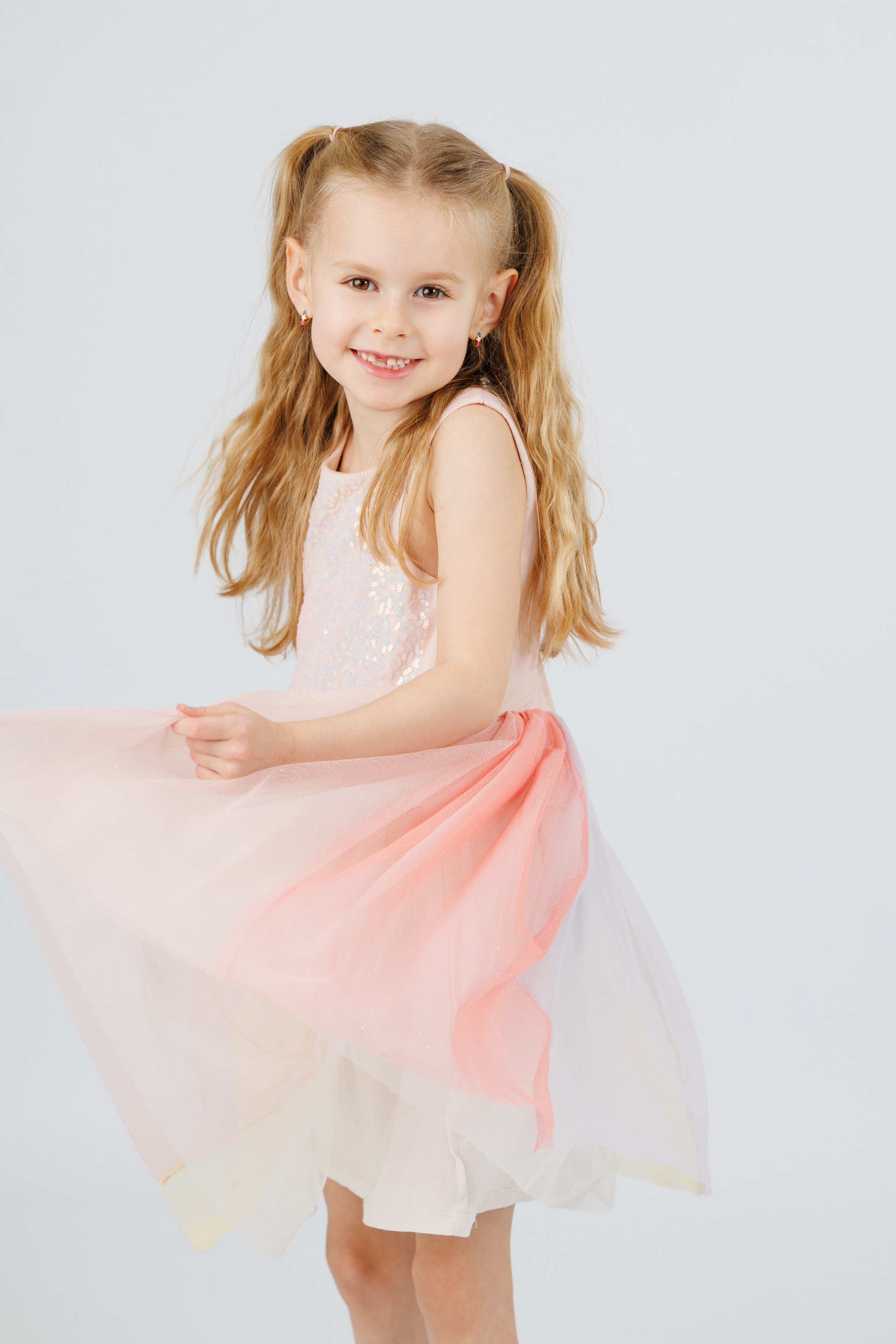 ПОРТРЕТЫ. Выпускные альбомы в Москве FOTOVMESTE