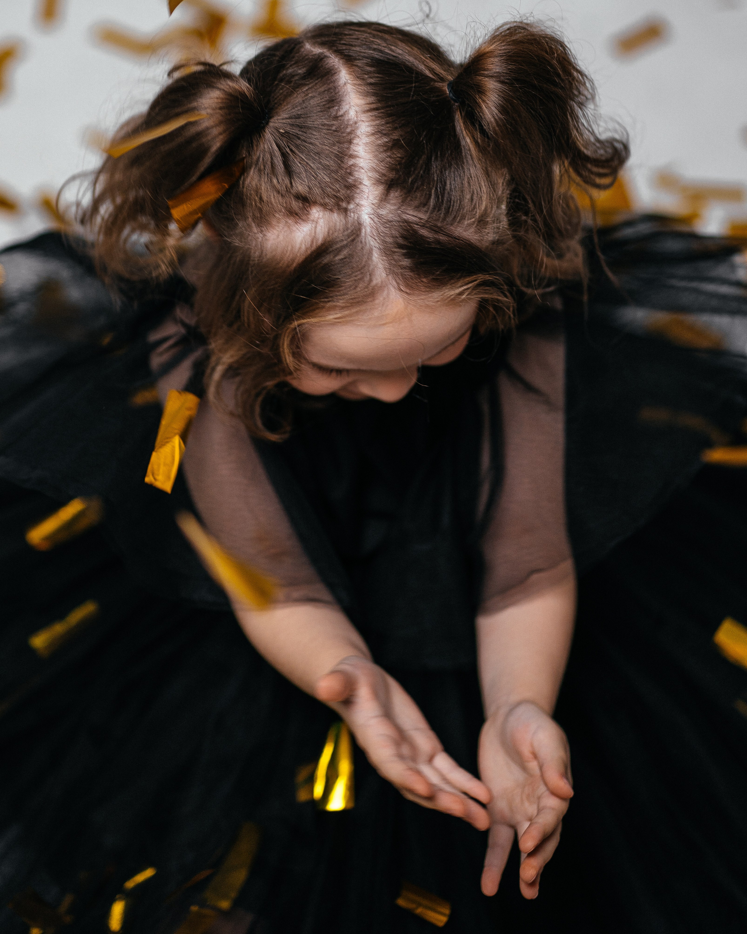 Фотосессия для девочки в платье. Фотограф Ким Наталья в Красноярске