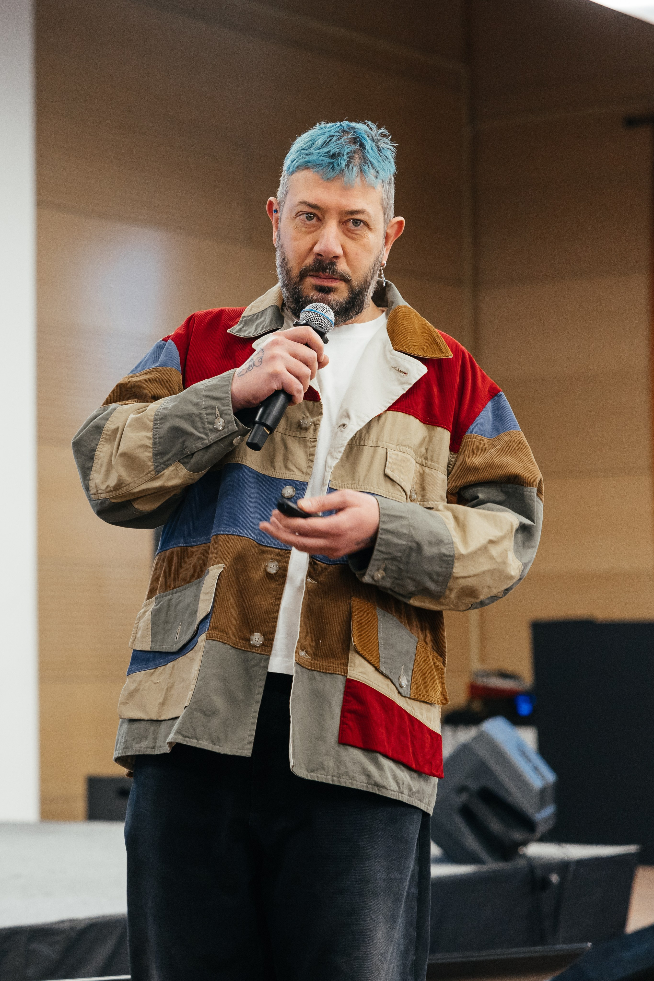 Снимал репортаж для «Газпром нефть», Газстройпром, Росатом, ОЗОН, Мегафон, ВТБ, Т-Банк, Unilever, Материа Медика Холдинг. Фотограф Serg-Epic — Сергей Клепиков