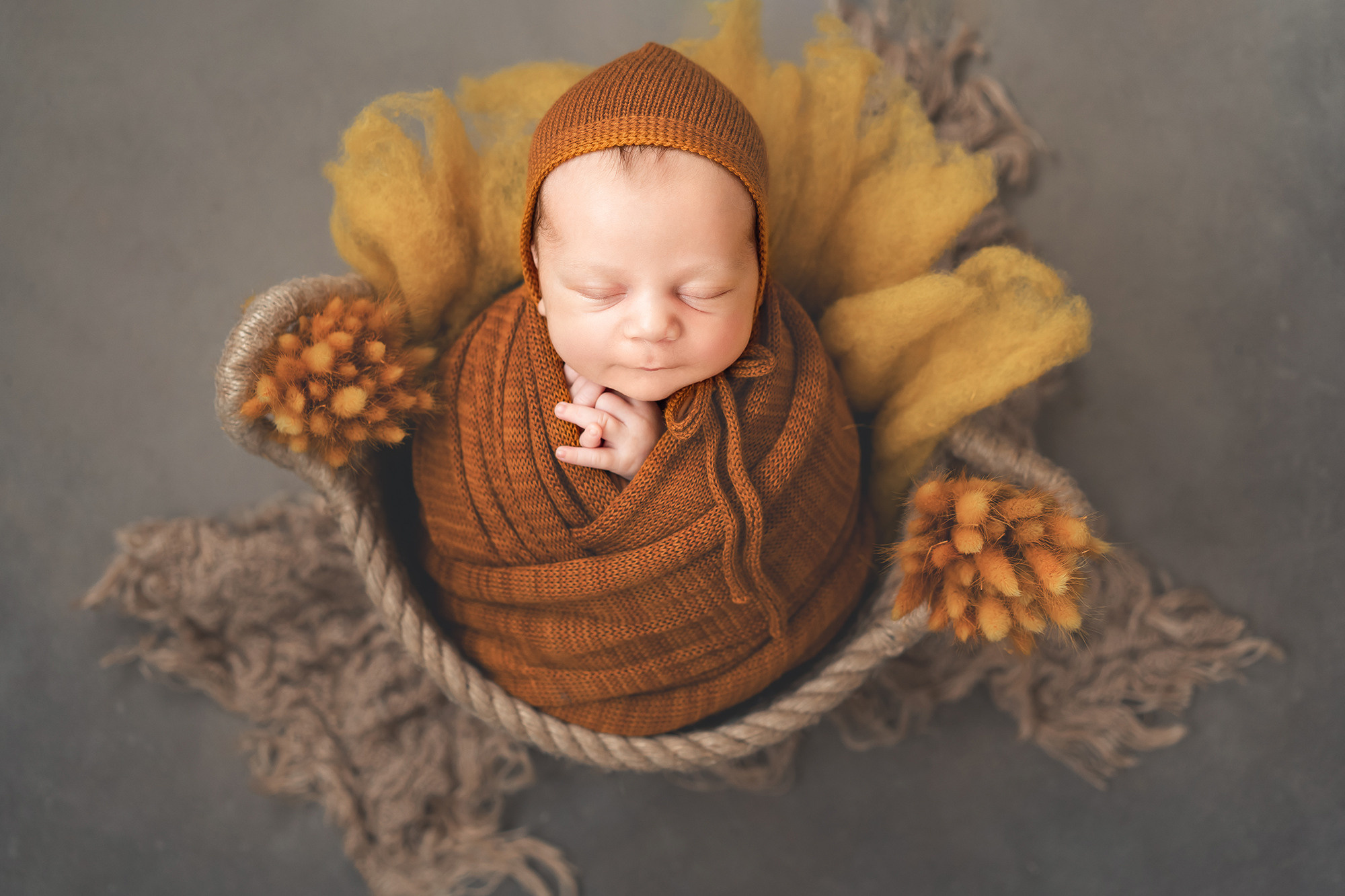 Классика newborn. Фотограф новорожденных в Ялте