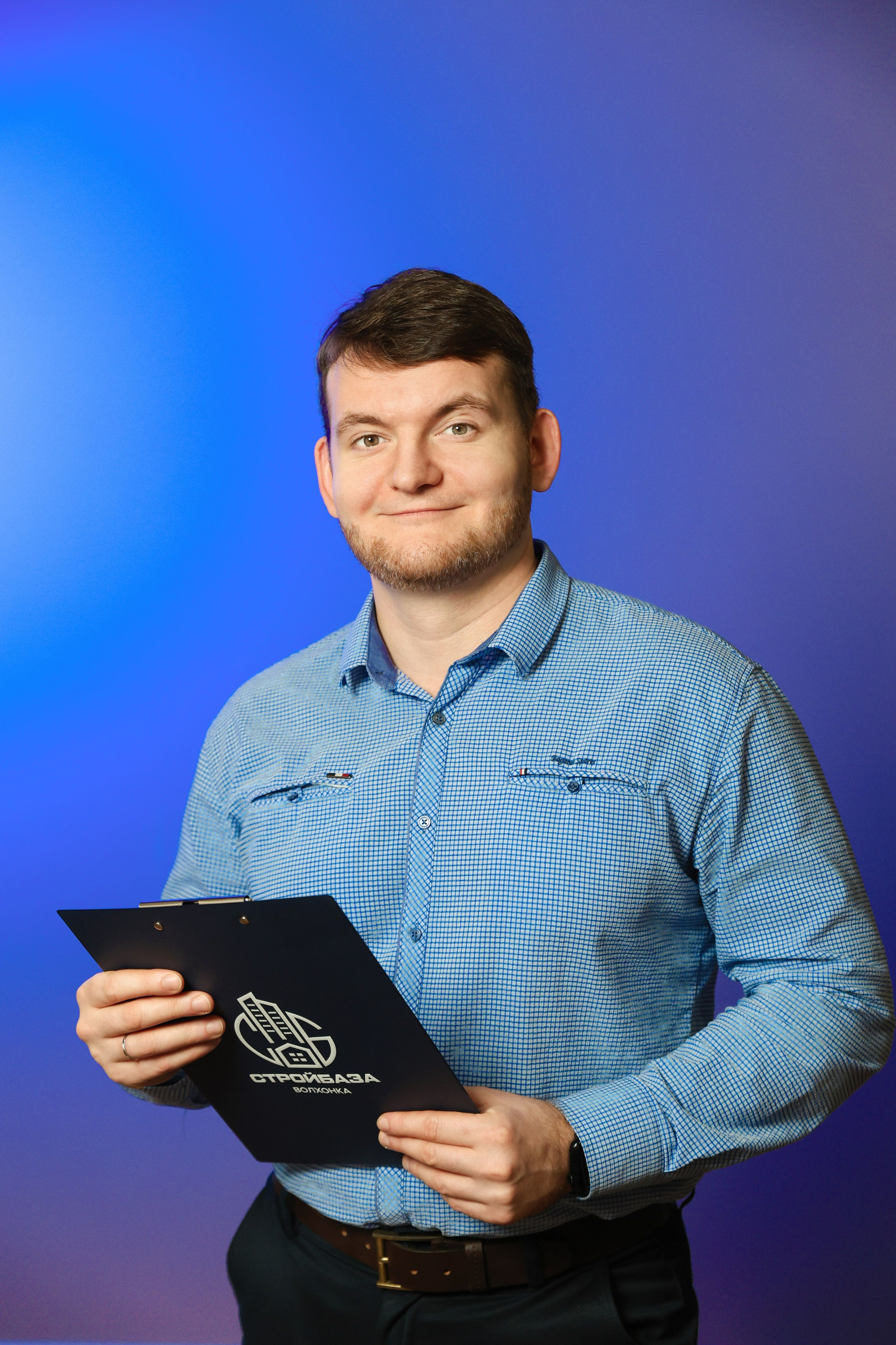 Выездные портреты для стройбазы «Волохонка». Снимаю съемки