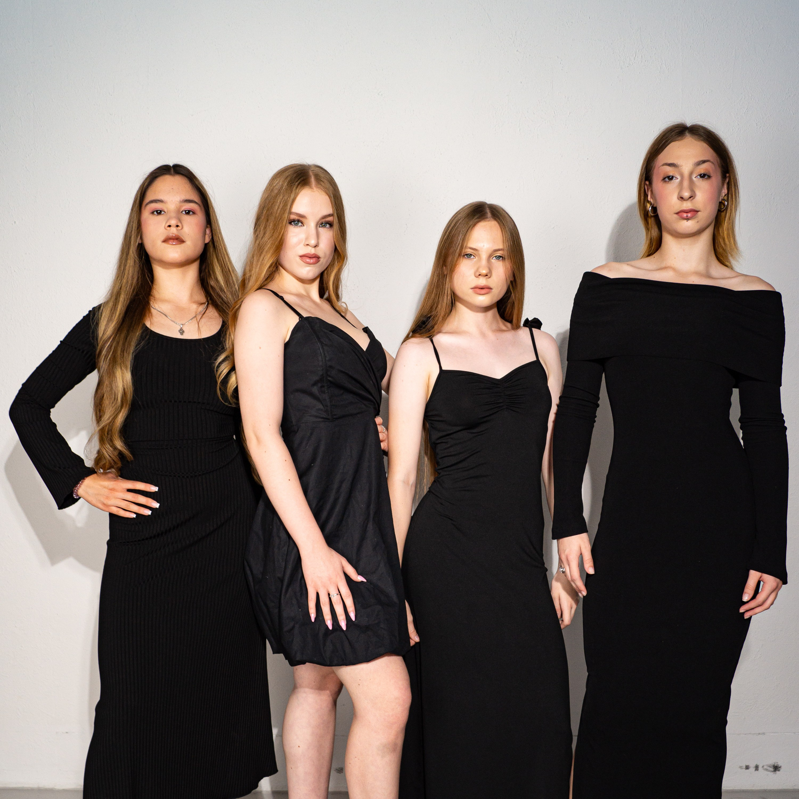 Студия (групповая съемка). Разноплановый фотограф в Москве