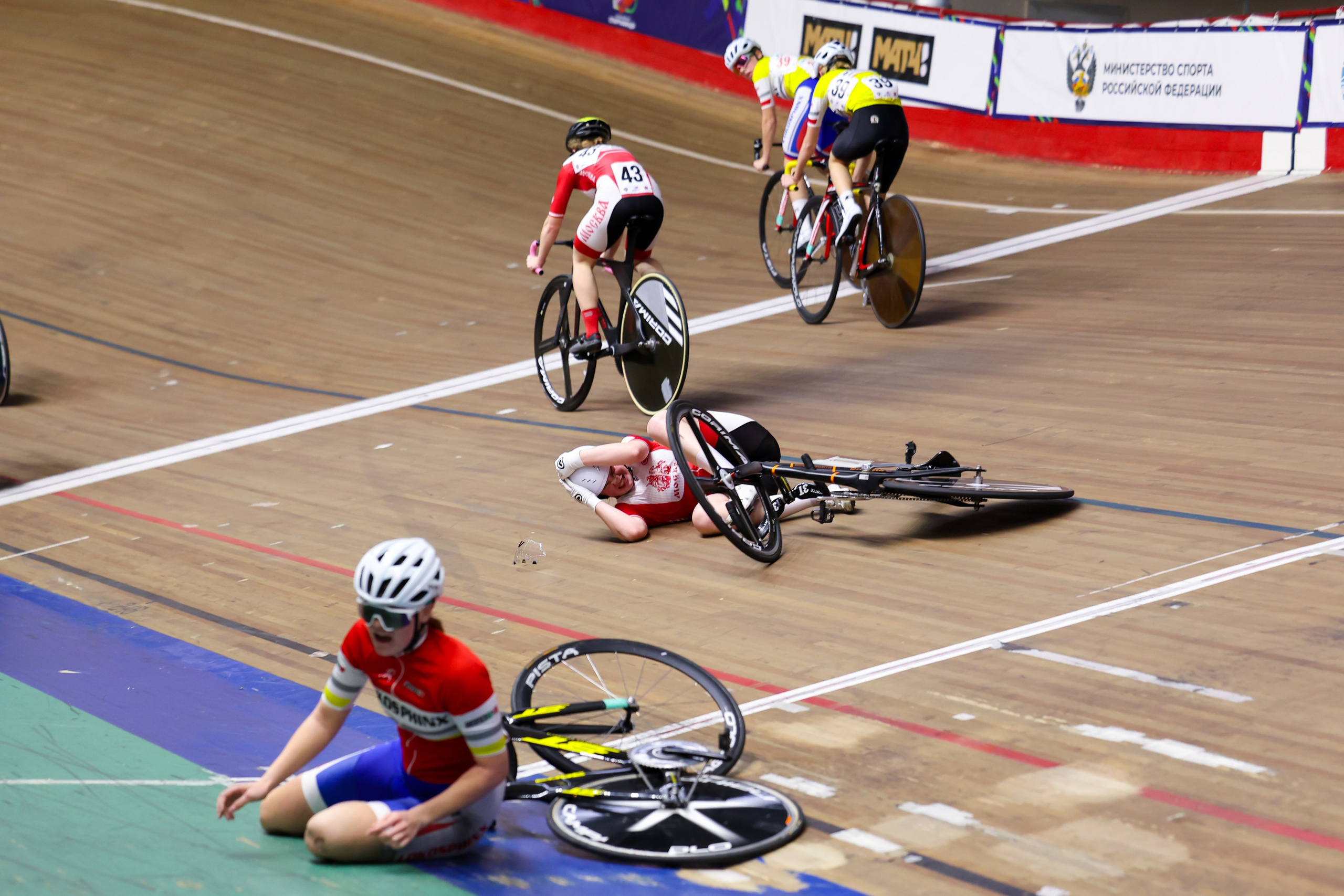 Кубок России велотрек гонка Мэдисон 21.01.2025. Спортивный и репортажный фотограф Антон Тереханов