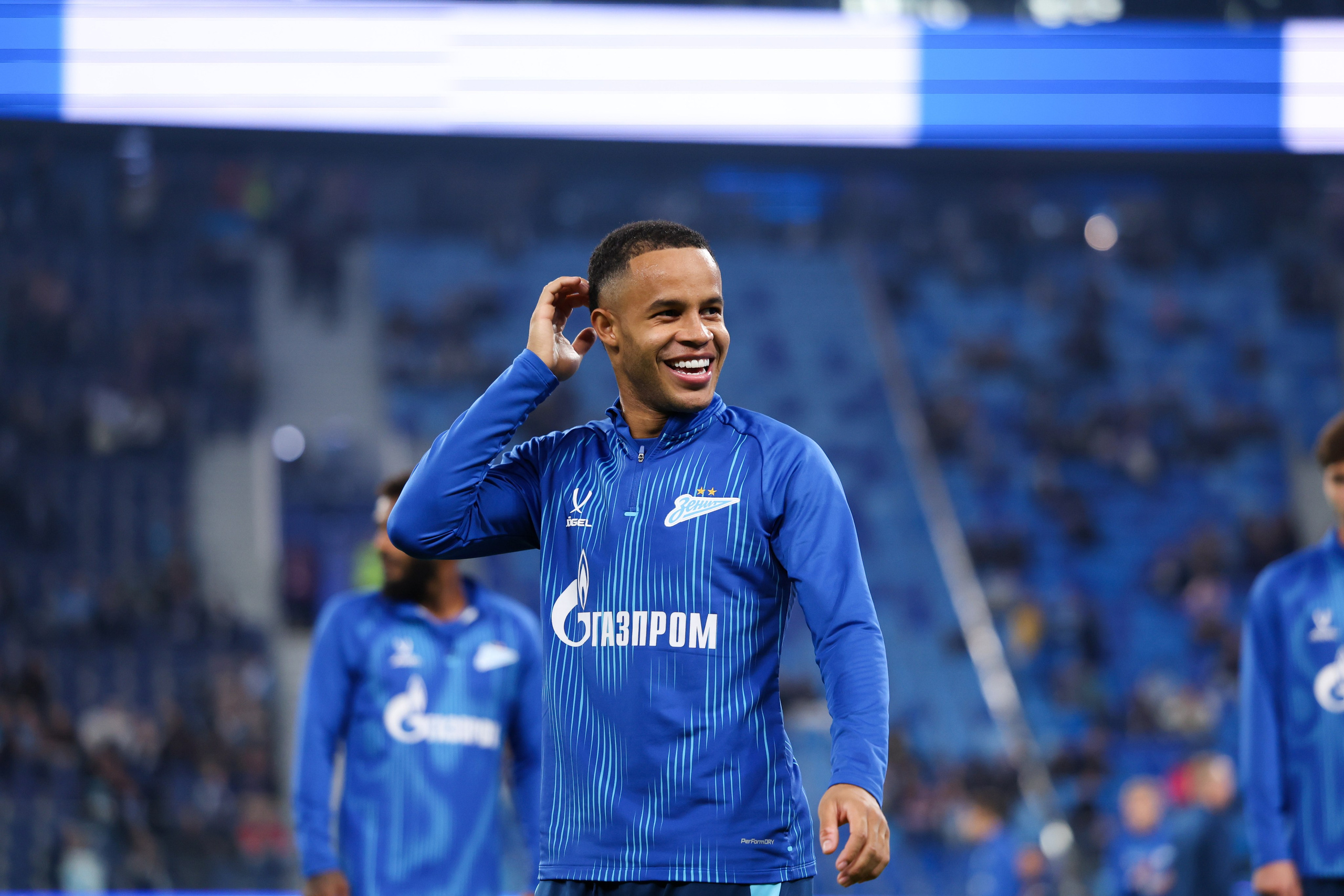 ФК «Зенит — ФК «Динамо» Москва 05.11.2025. Спортивный и репортажный фотограф Антон Тереханов