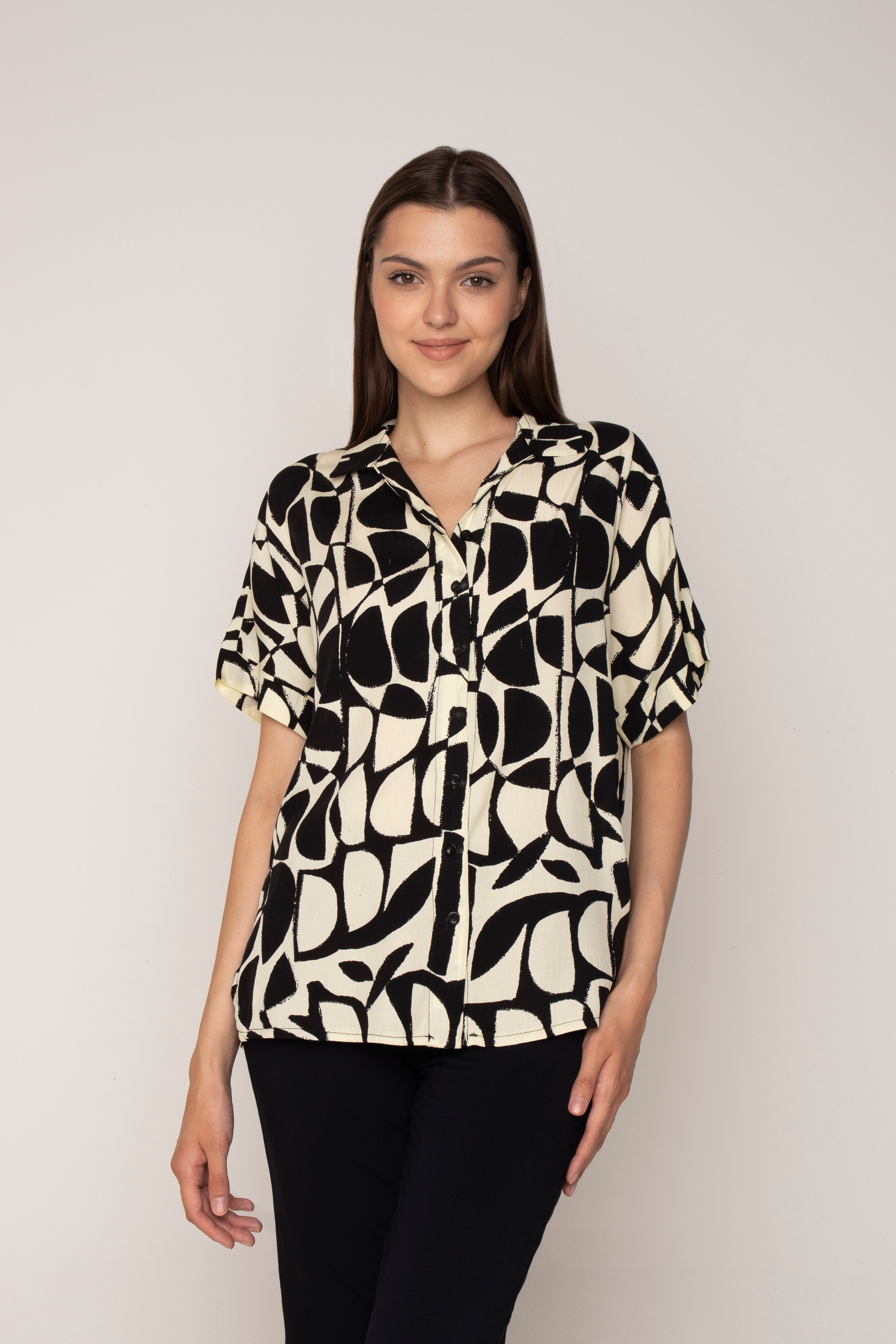 Каталог для сайта женской одежды MADO. Главная