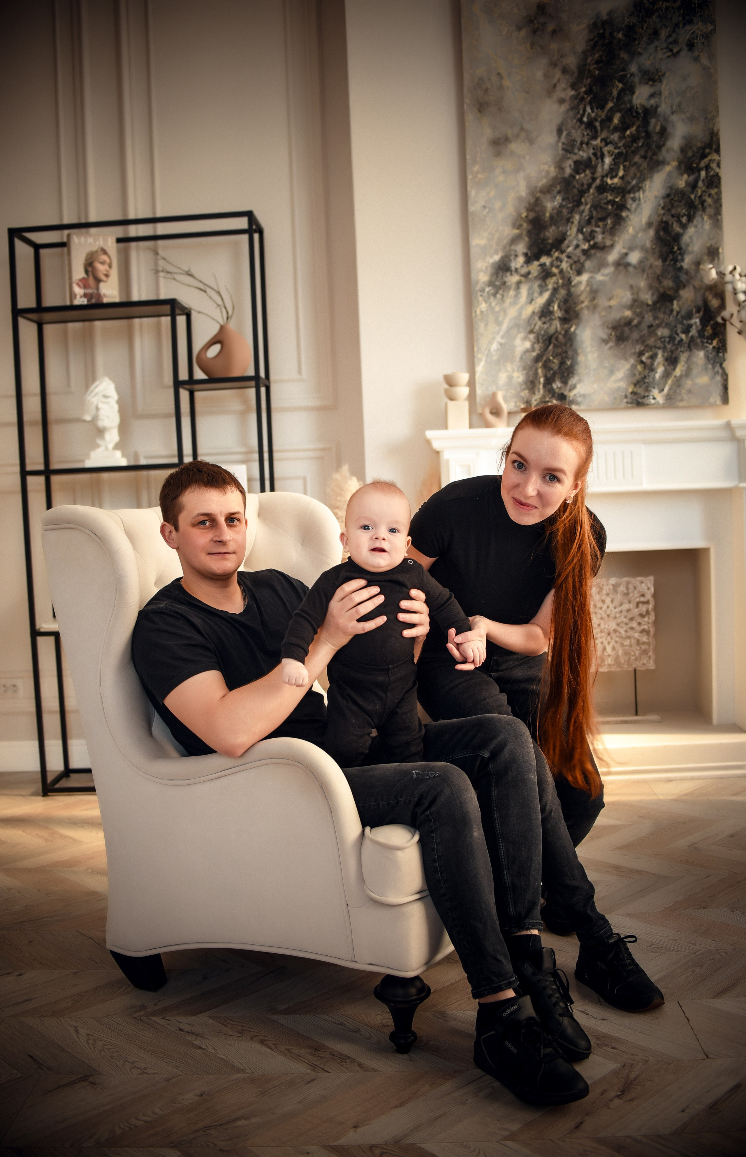 Семейная студийная фотосессия 3. Свадебный, семейный, детский, контент фотограф в Омске Максим Ильин
