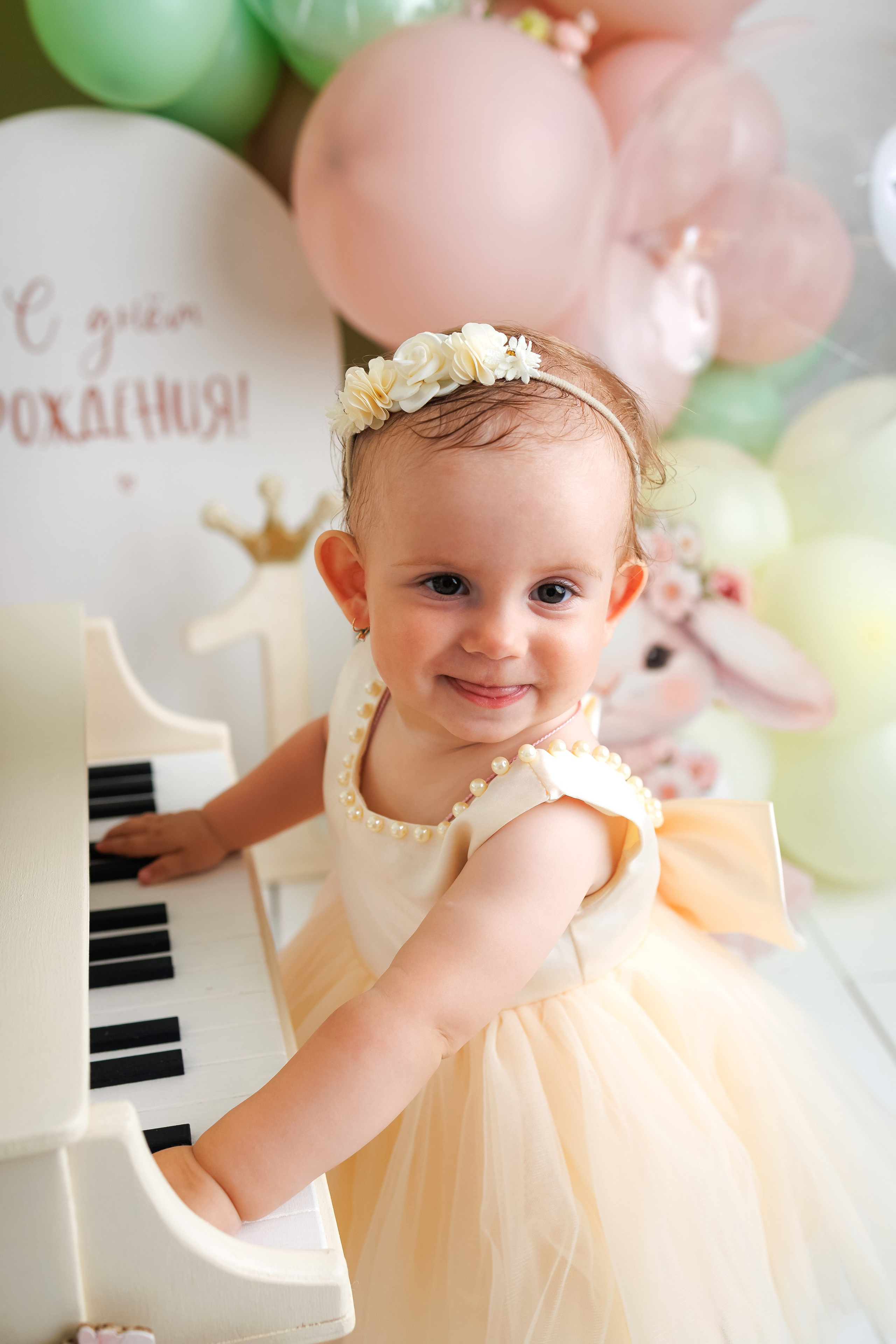 Вероничке 1 годик. Фотограф новорожденный малышей Новосибирск