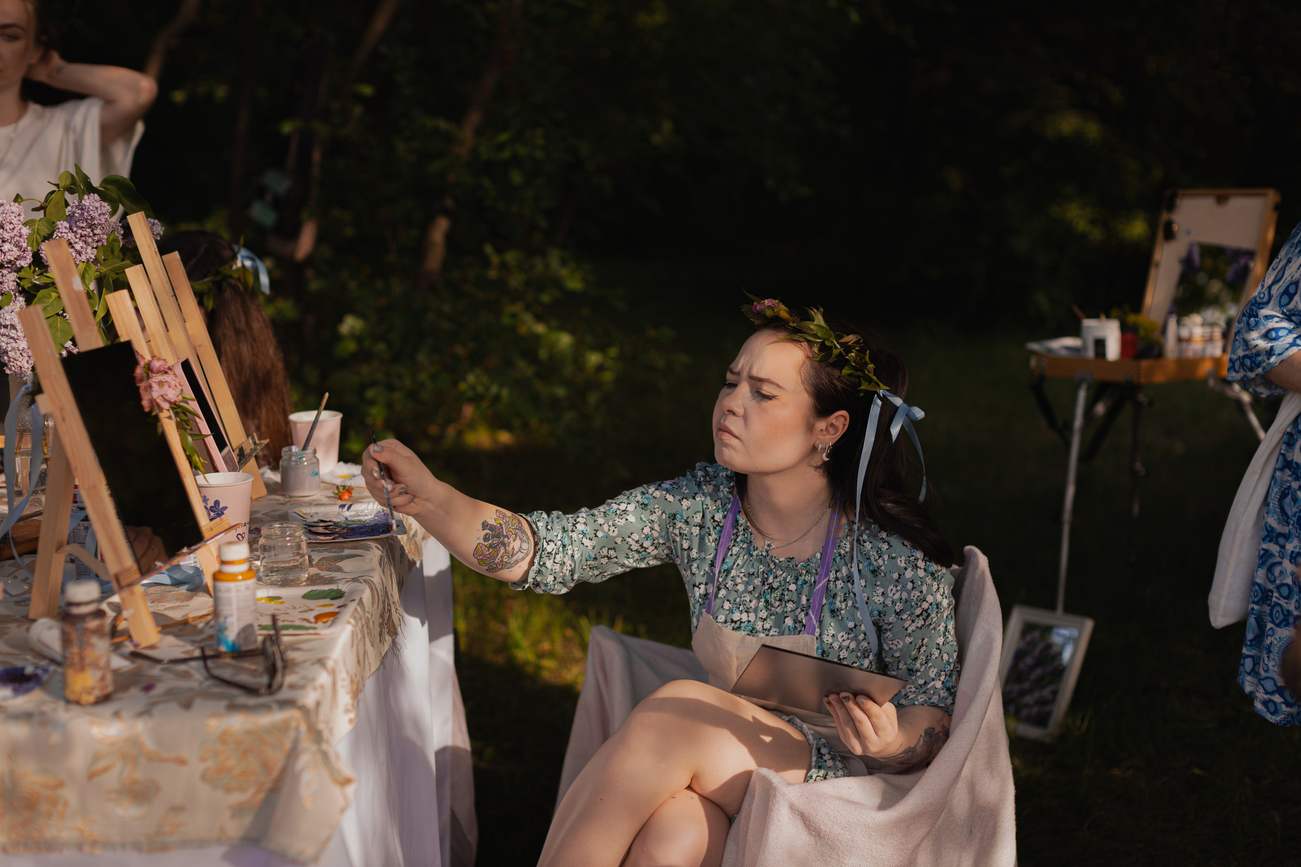 Мк Сирень на зеркале (девичник в парке). Анастасия Ракчеева Художник