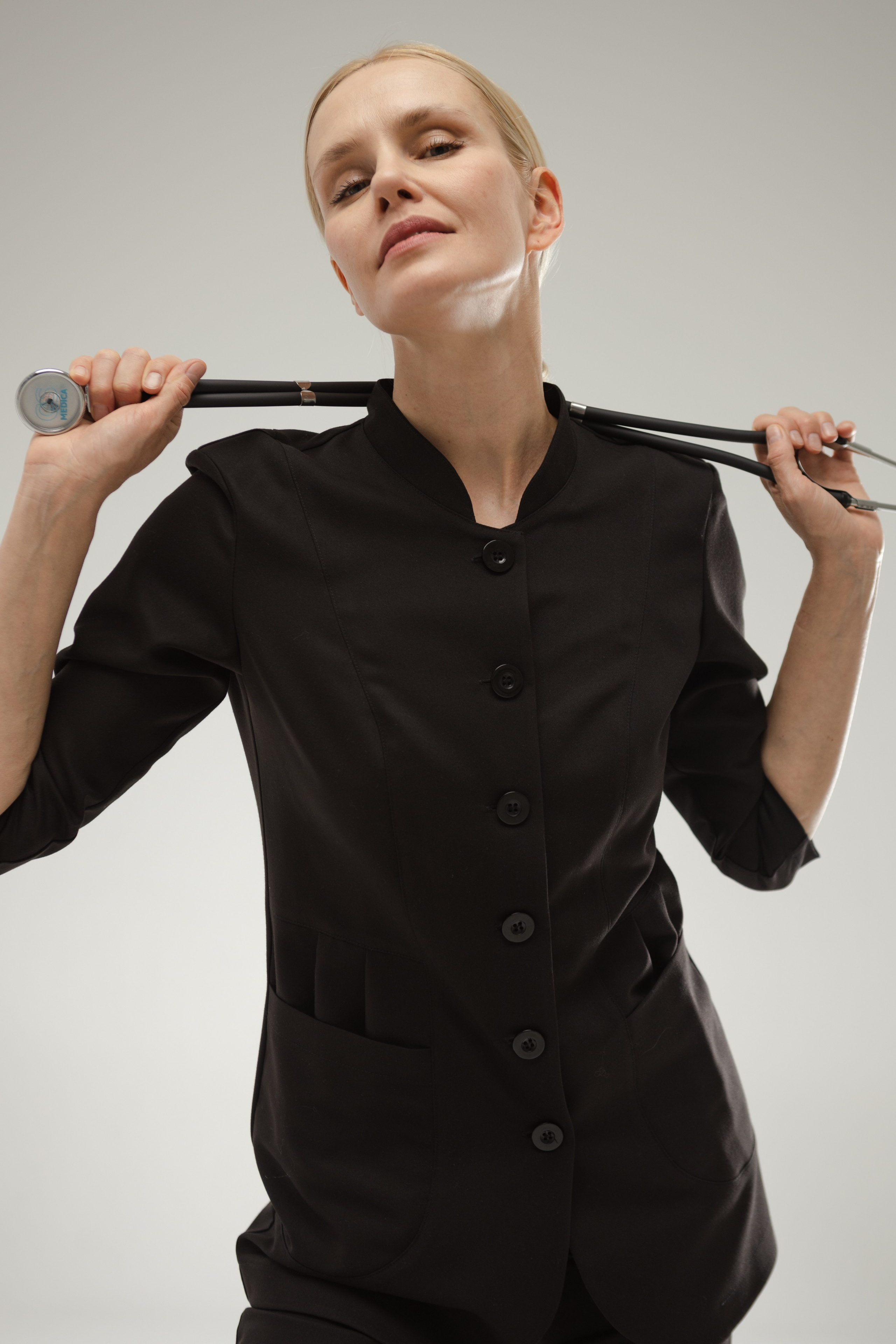 The medical world. Фотограф Челябинск Эвелина Ганага, съемка для бизнеса и маркетплейсов