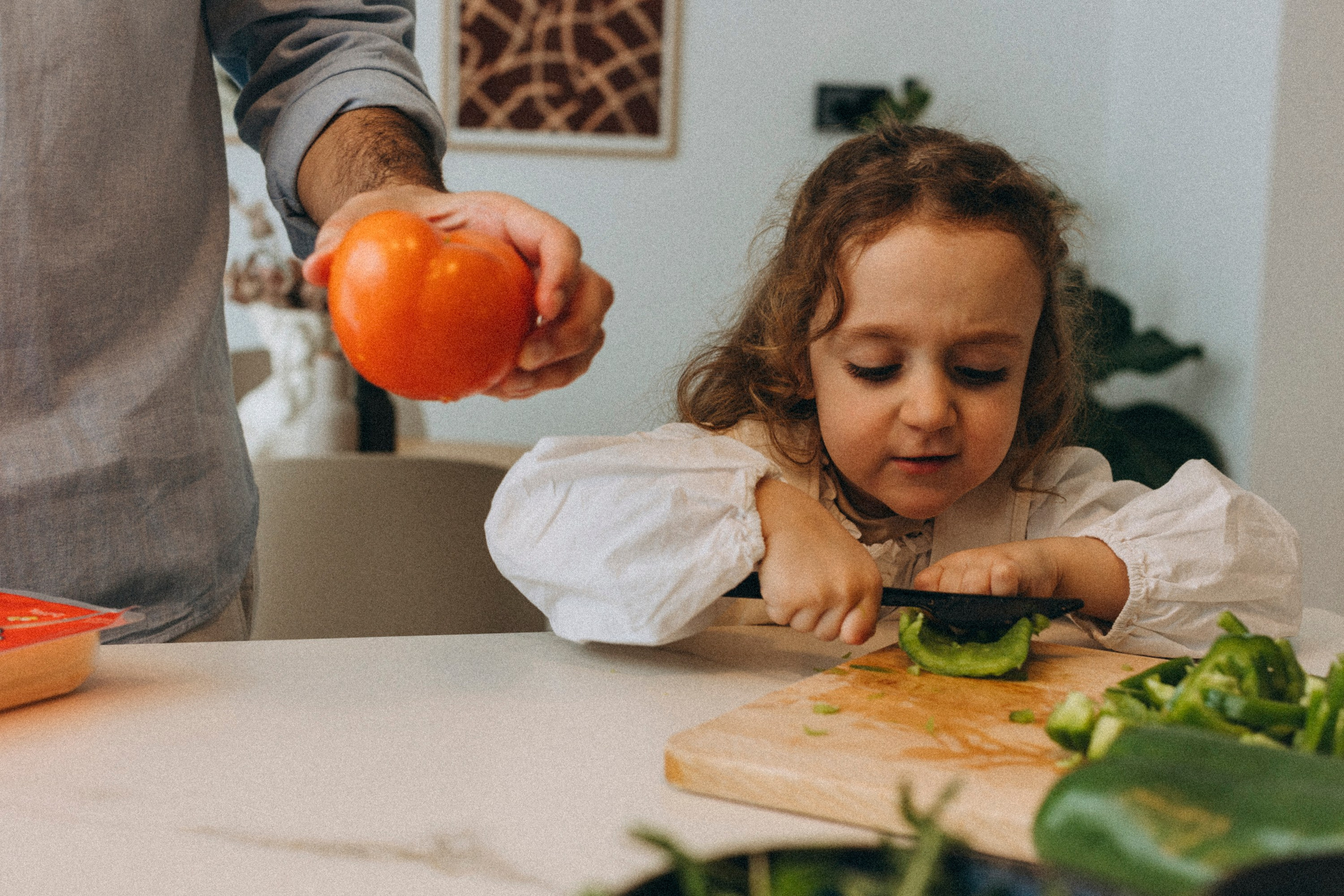 Family day — pizza and kite adventures. Katerina Nord | Wedding and Couple Photographer in Germany and Europe