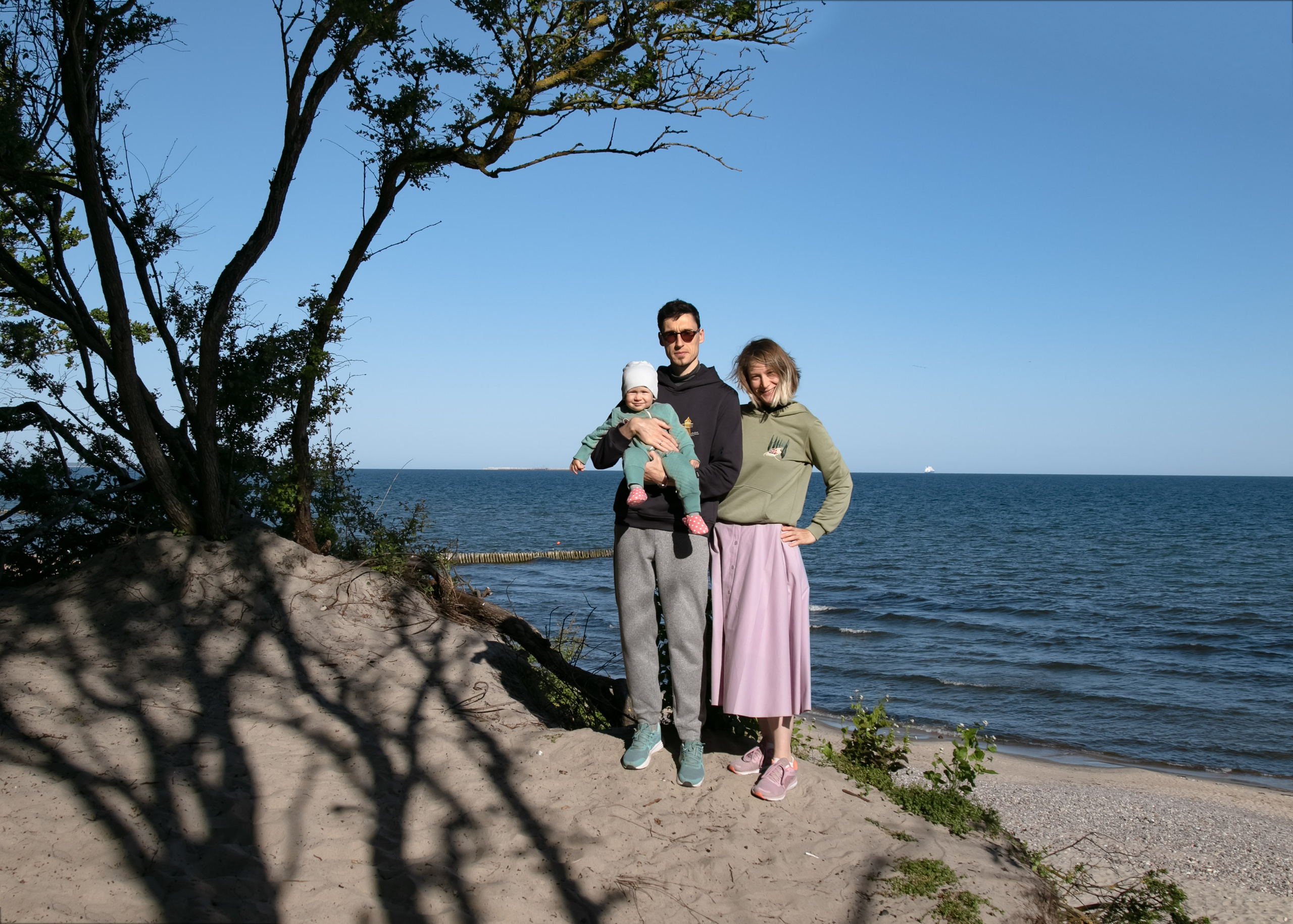 Семья на море