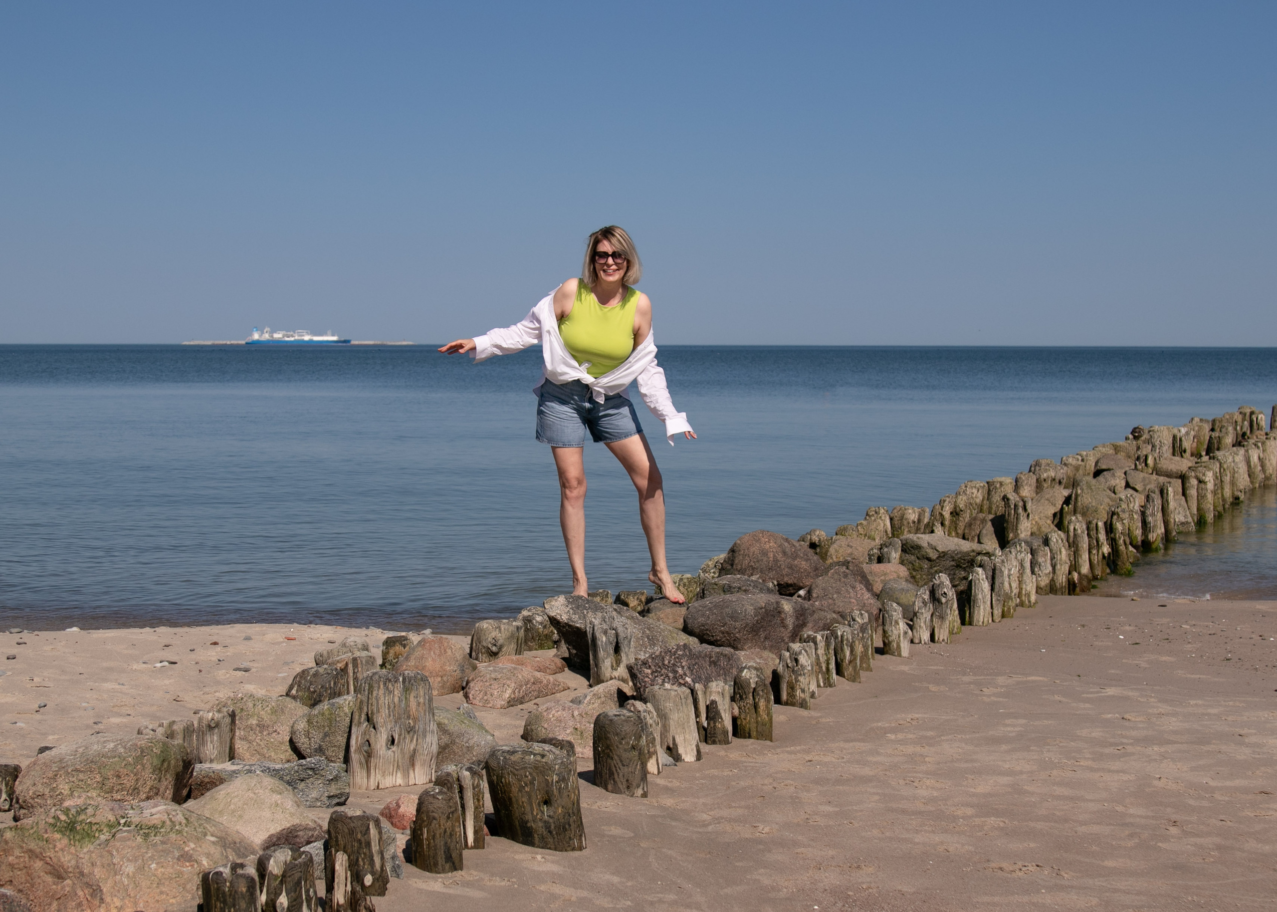 Солнечная Ирина на море. Фотограф Зеленоградск Лиана Сопина