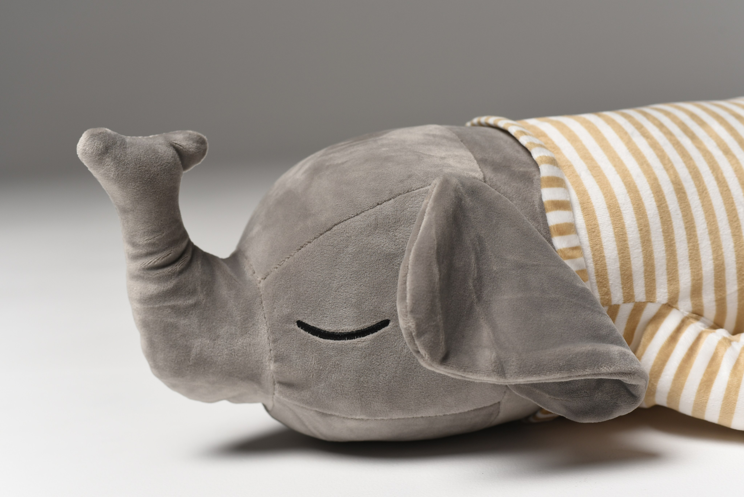 Предметка каталог на белом фоне