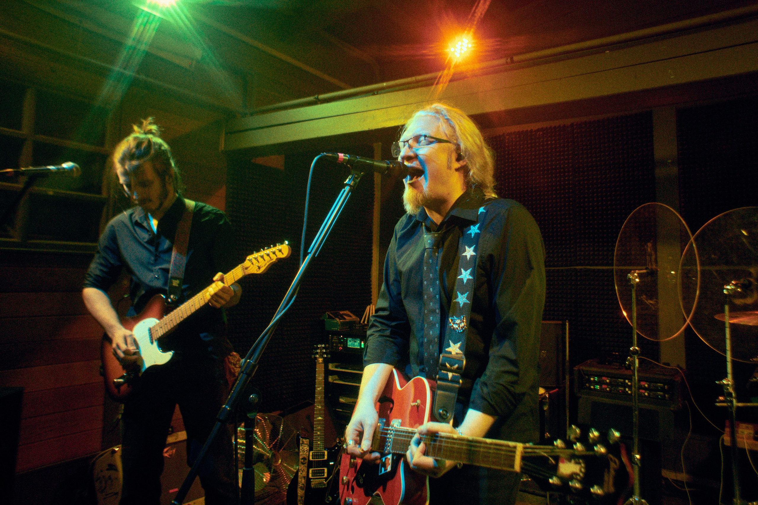 ГОЛОВА МУЭССЫ — КОНЦЕРТ 18-10-2025 В КИТАЙСКОМ ЛЕТЧИКЕ. Фотография для артистов