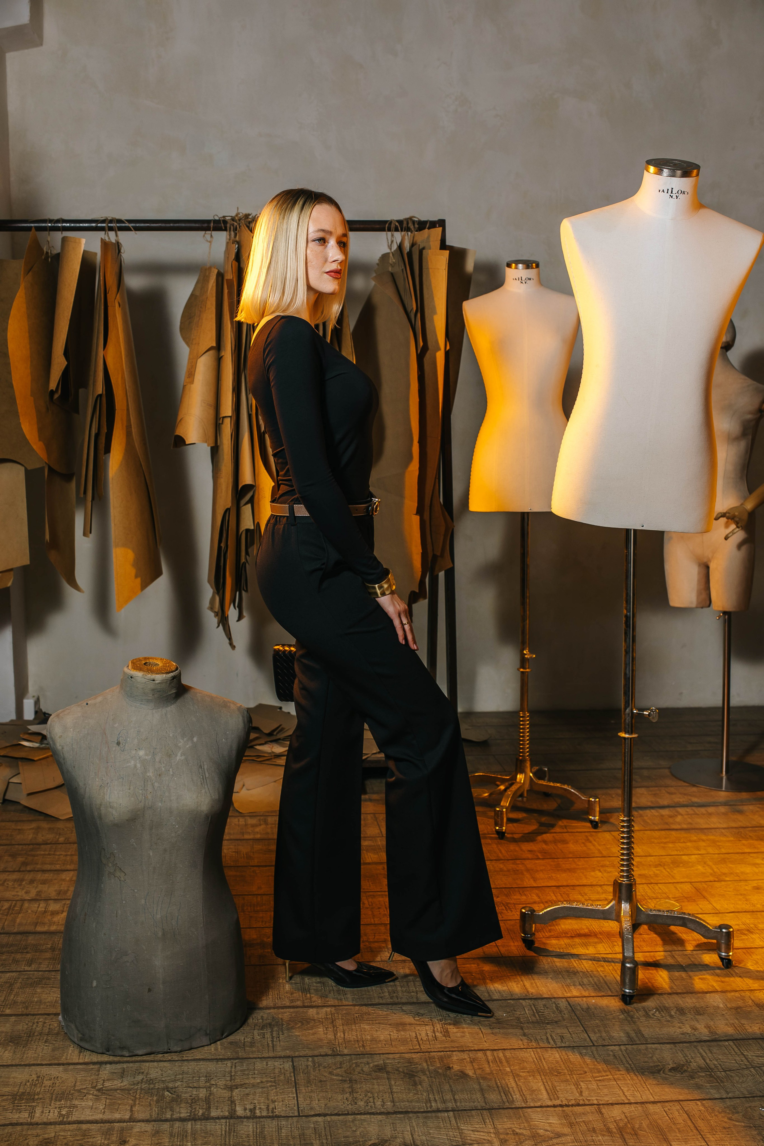 Реклама Брюк. Профессиональный фотограф