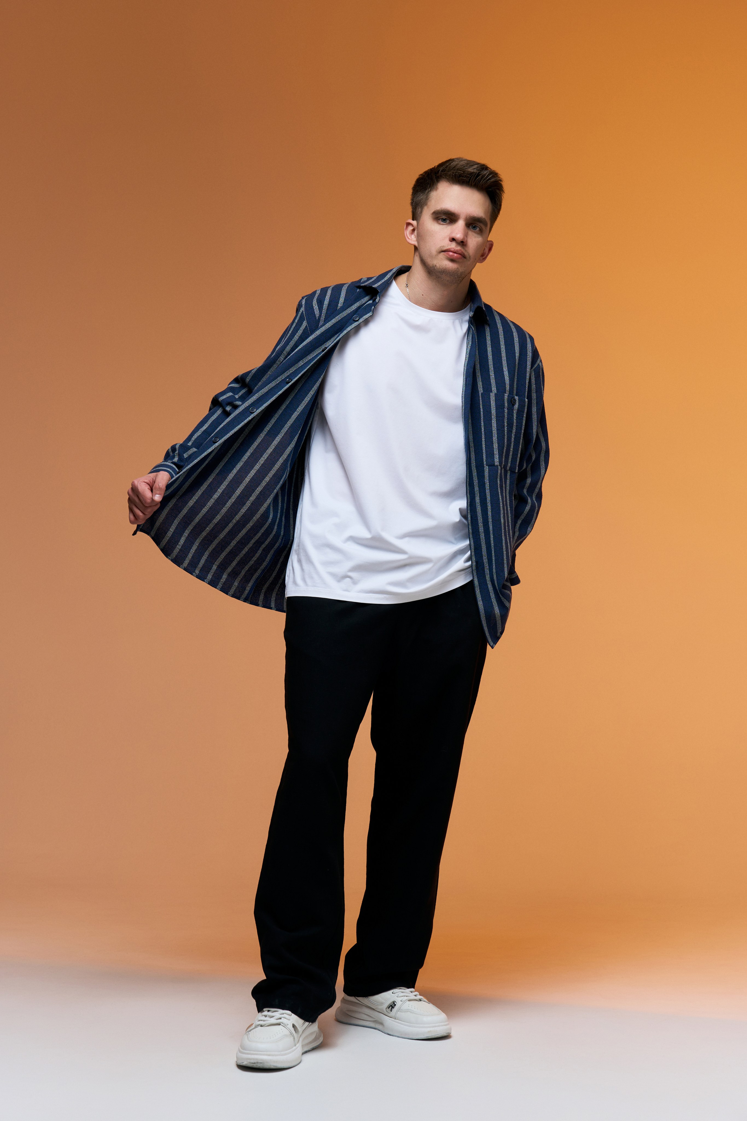 Студийная для бренда. Иван Упоров — фотограф, рилсмейкер чебоксары