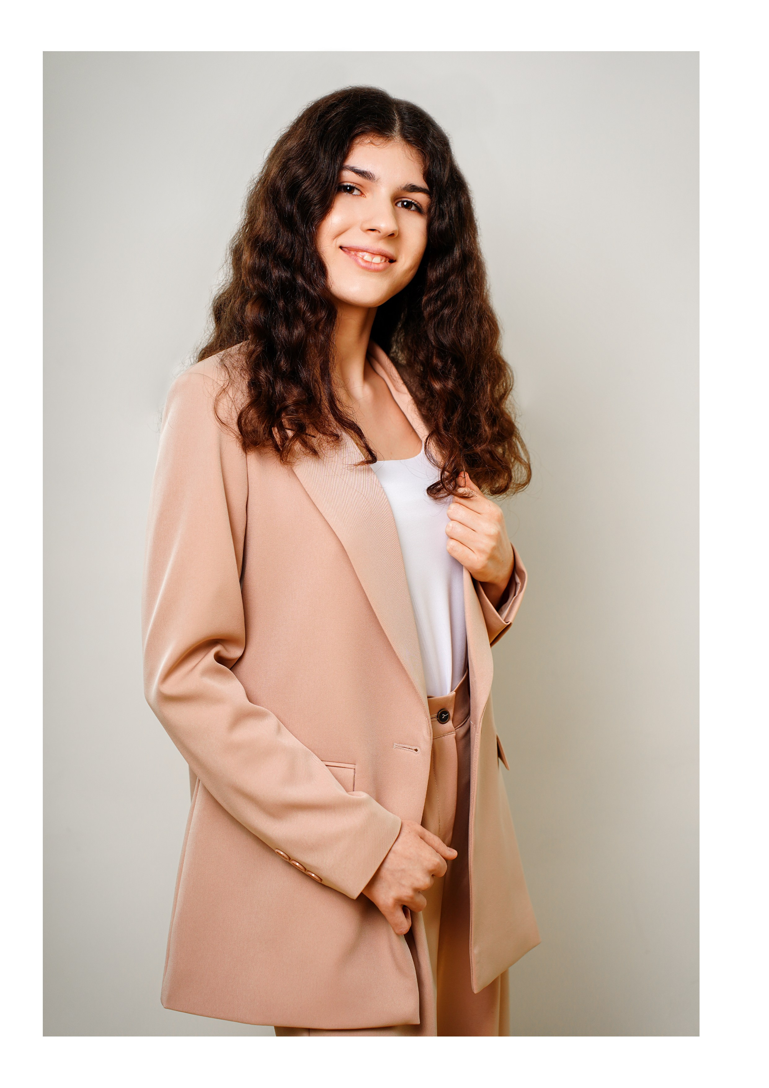 Образы. MEMENTO.Выпускные альбомы, школьные, юбилейные и другие книги. Ростов-на-Дону