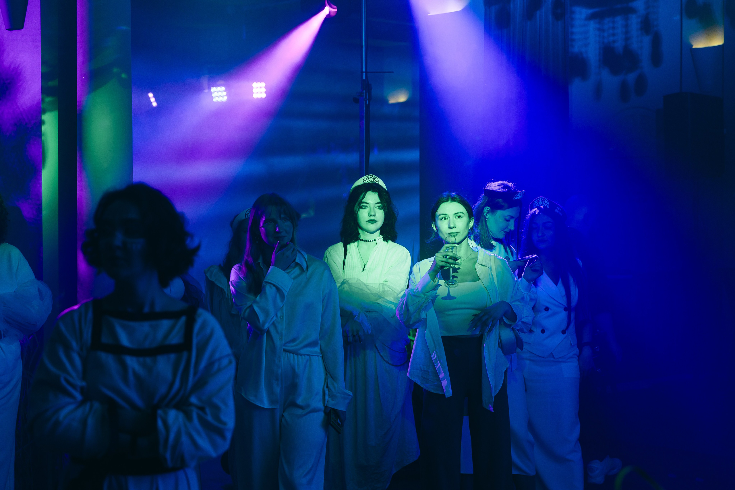 МЕГАДЕВИЧНИК 8 марта. Портфолио свадебного фотографа. Роман Каргаполов