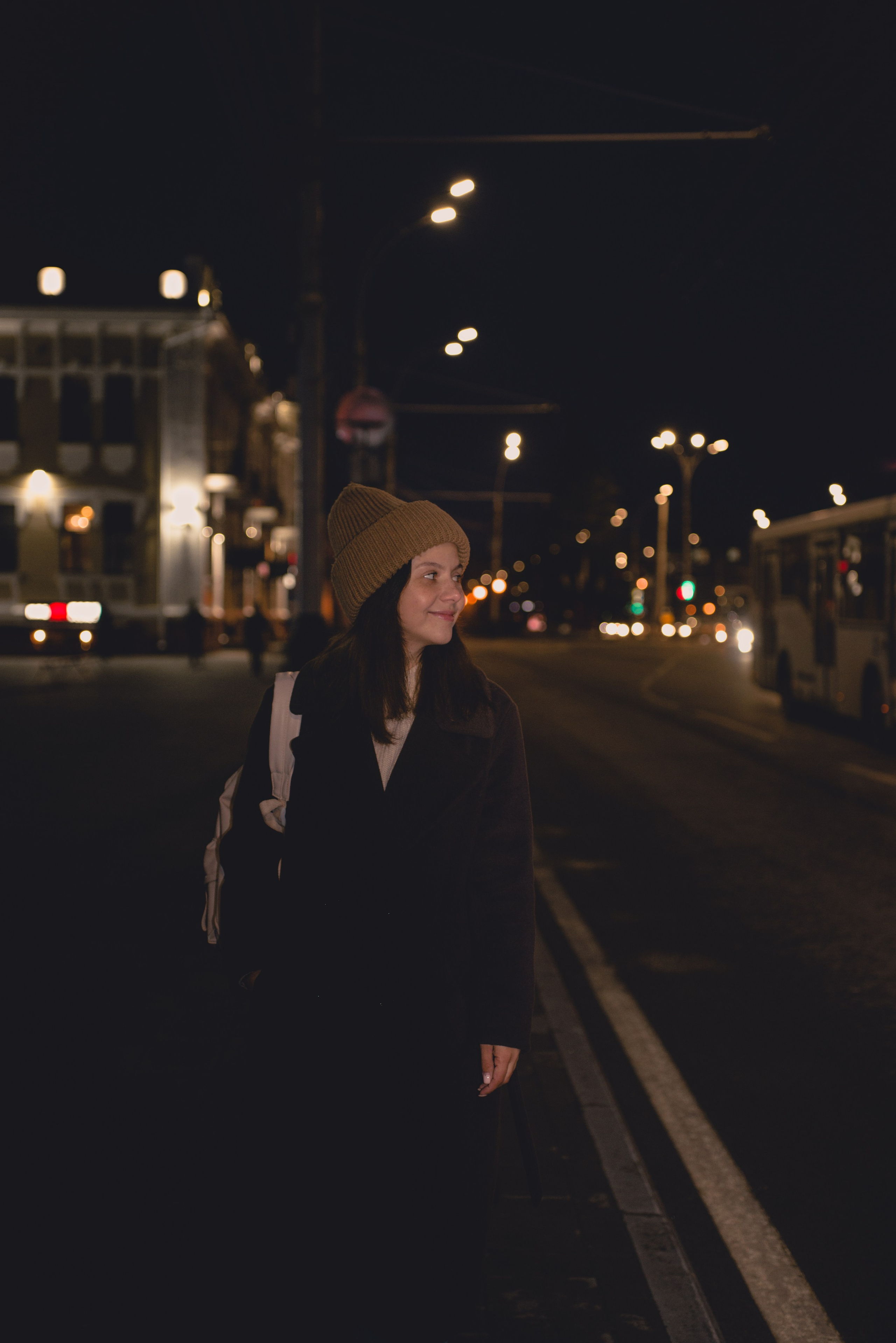 Софи. Огни вечернего города. Фотограф Людмила Белова