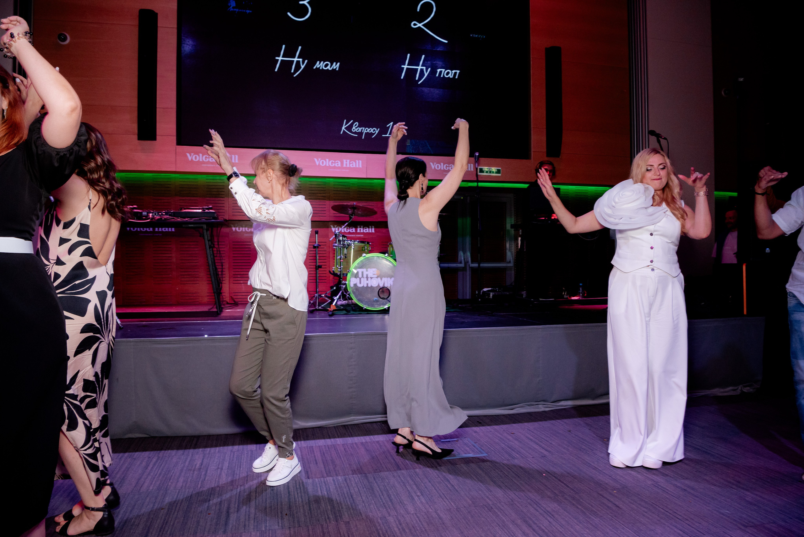 5 Лицей. Вручение и Банкет. Музкомедия и Сити Холл. Фотограф в Волгограде и Волжском Александр Горбань