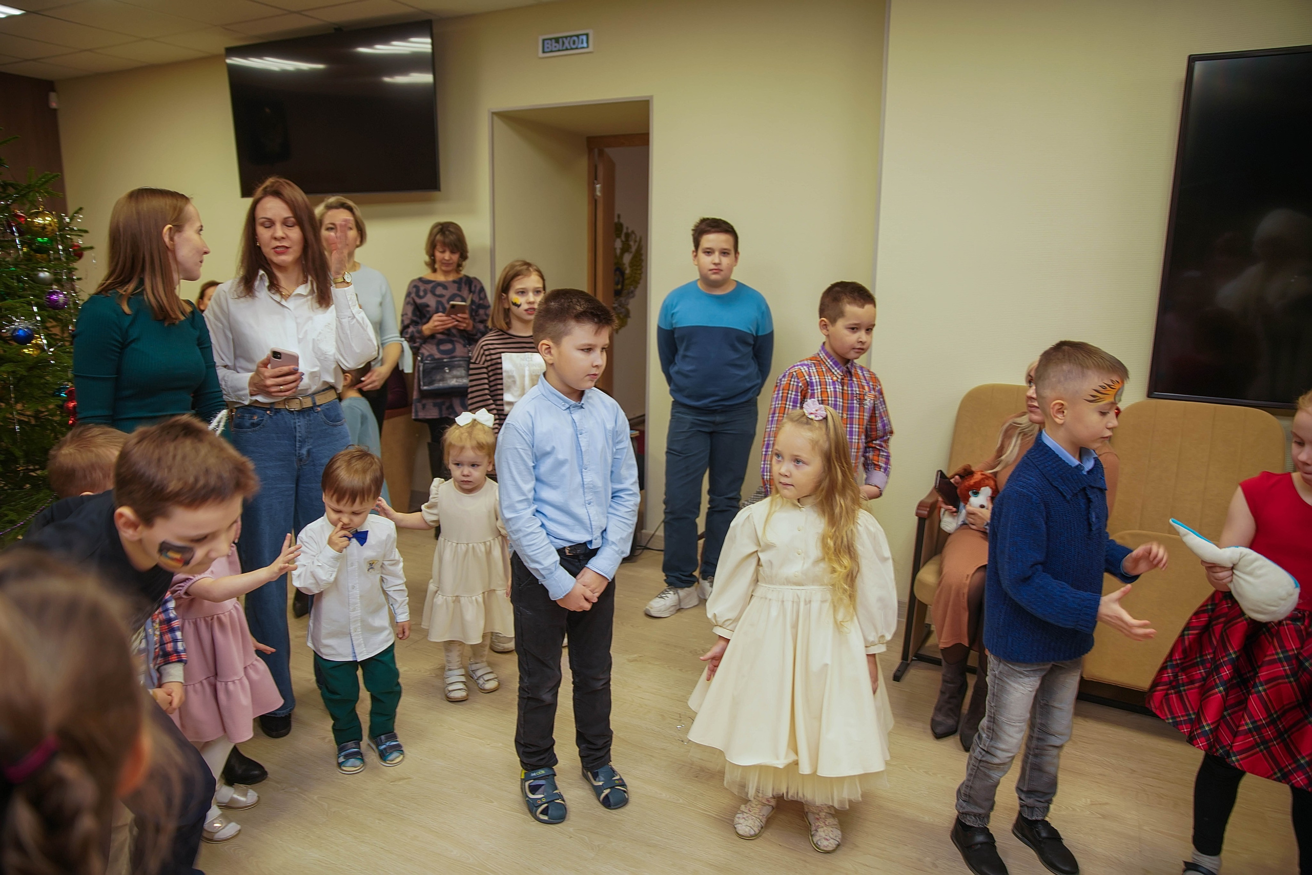 Елка НБД банк. Семейный и детский фотограф в Нижнем Новгороде