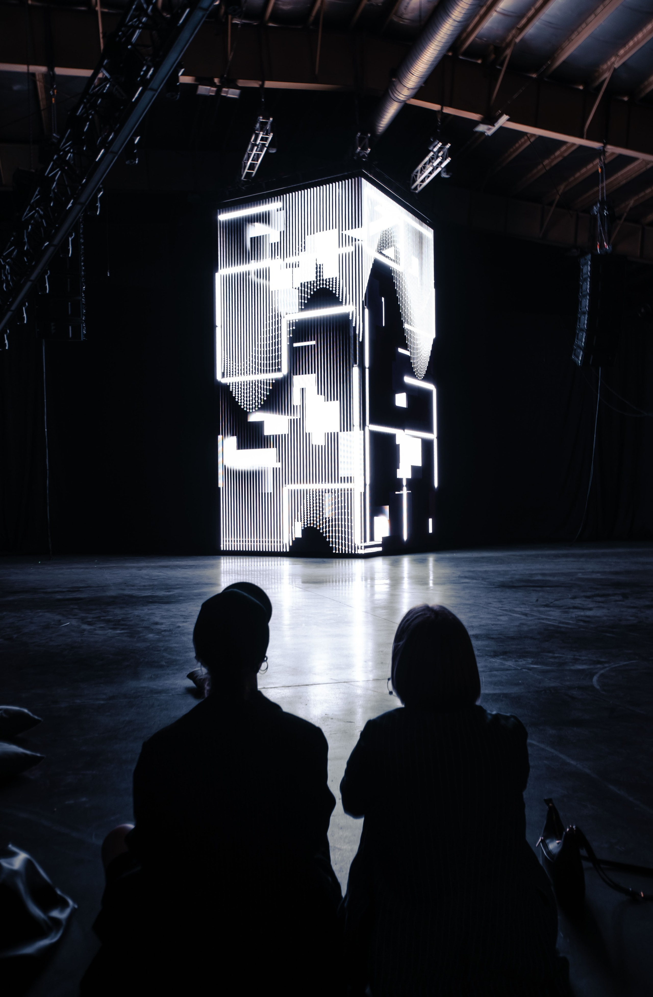 НУР. Инсталляции / 2025. Саша Копылов, фотограф в Казани