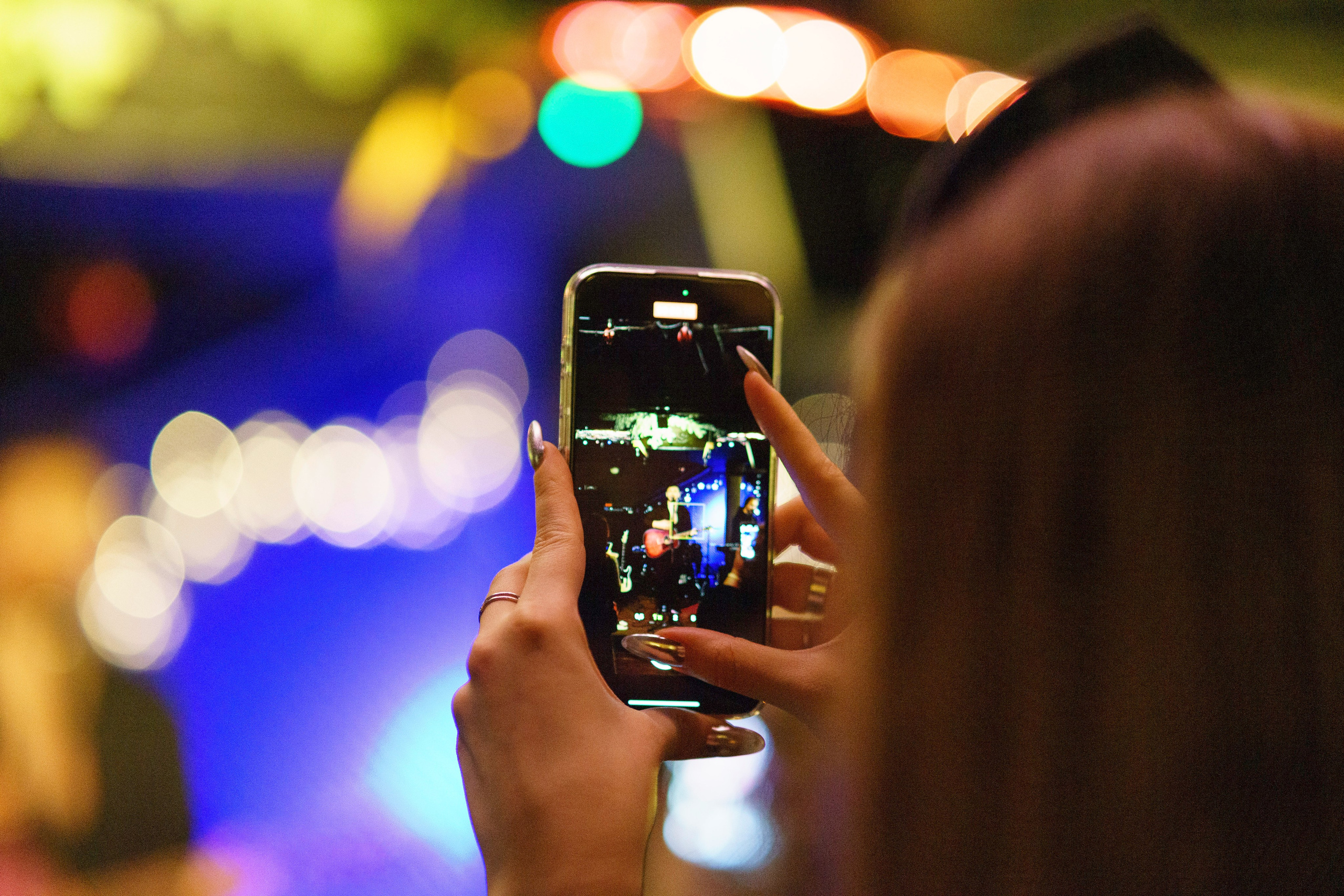 Концерт группы Тони Мак в баре Debaser. Фотограф в Санкт-Петербурге Ибрагимова Алина