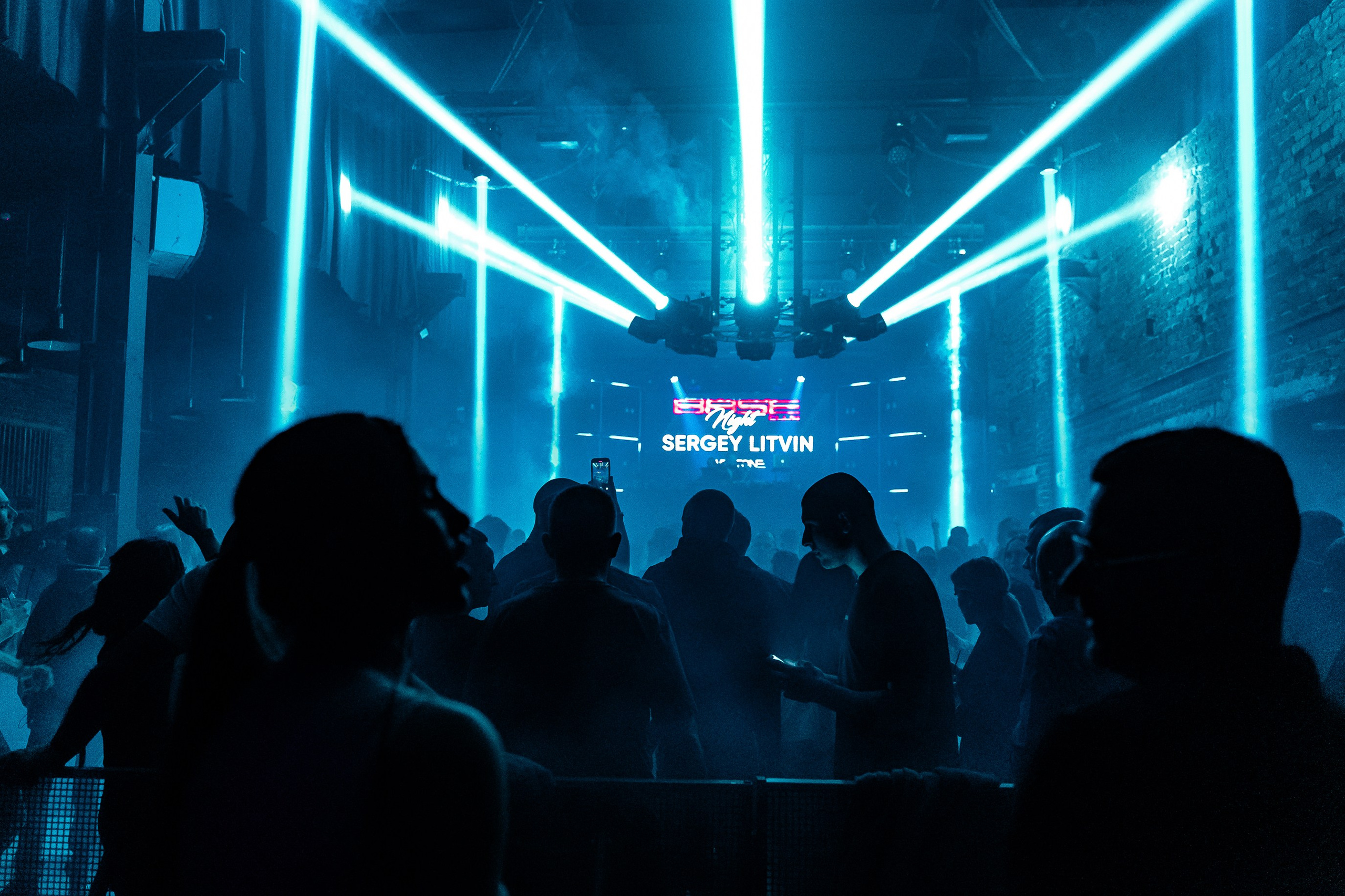 UNDERGROUND. Гришин Фотограф Екатеринбург/Репортаж/ Корпоративная/Свадебная съемка