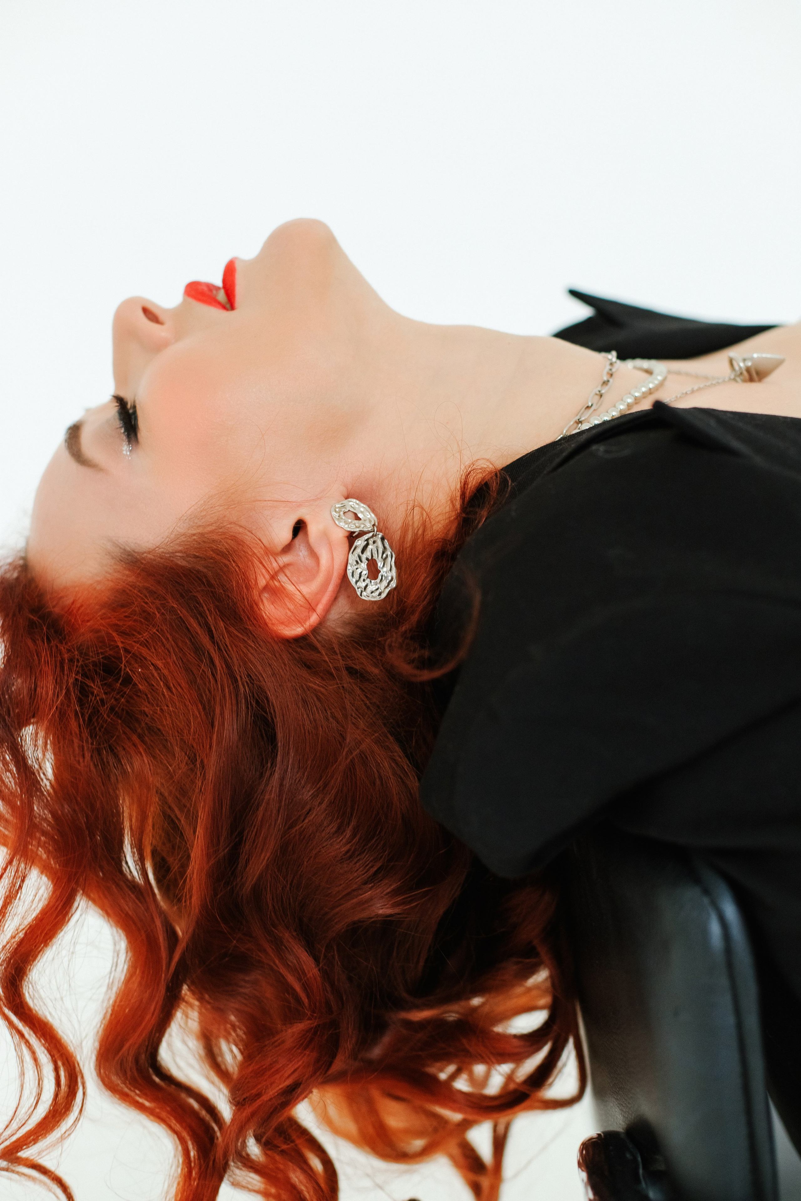 Контентная фотосессия для интим коуча и тренера по женскому здоровью. Контентный фотограф в Перми Натали Кытманова