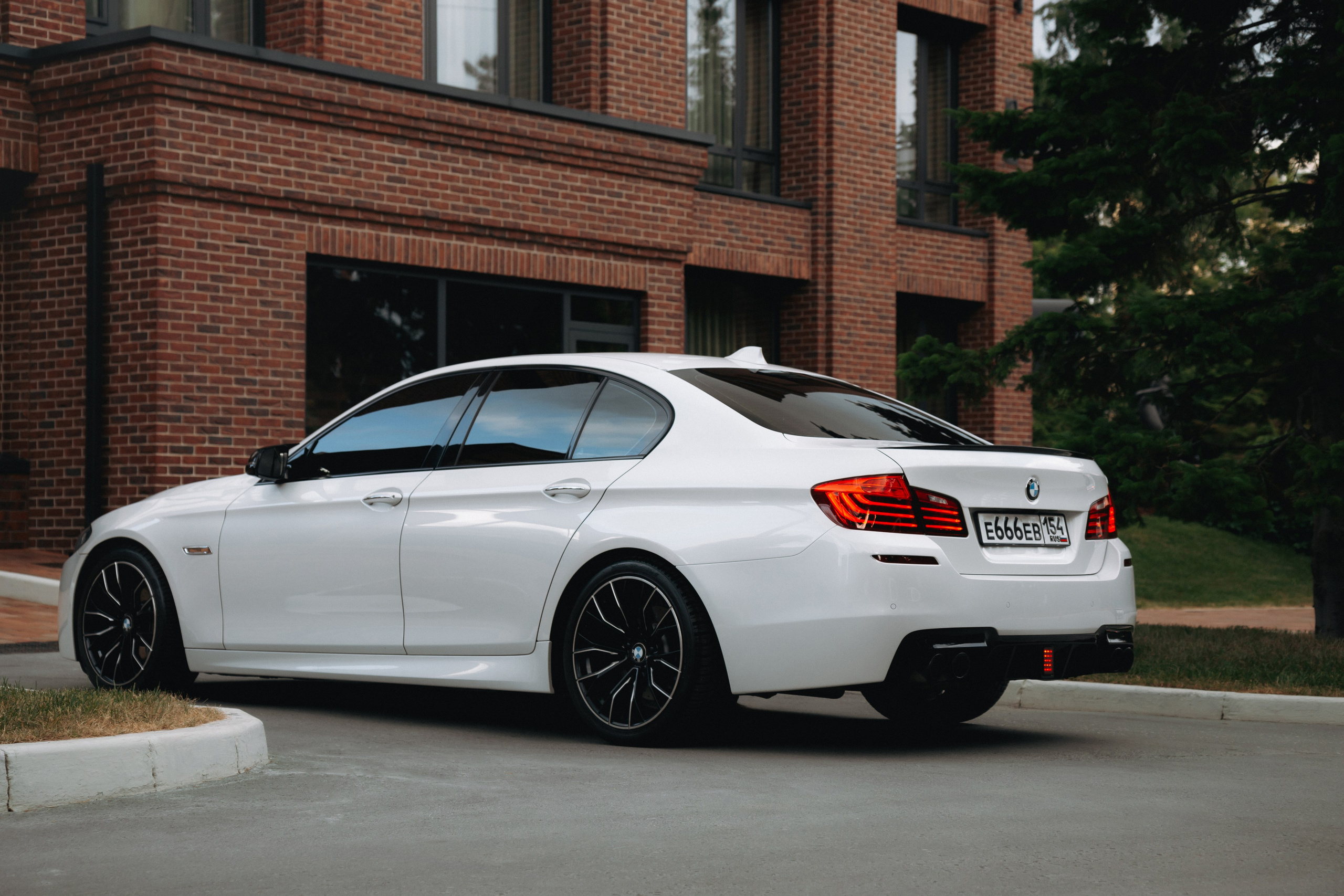 BMW 530d F10. Автомобильный фотограф и видеограф в Новосибирске|Александра Косухина