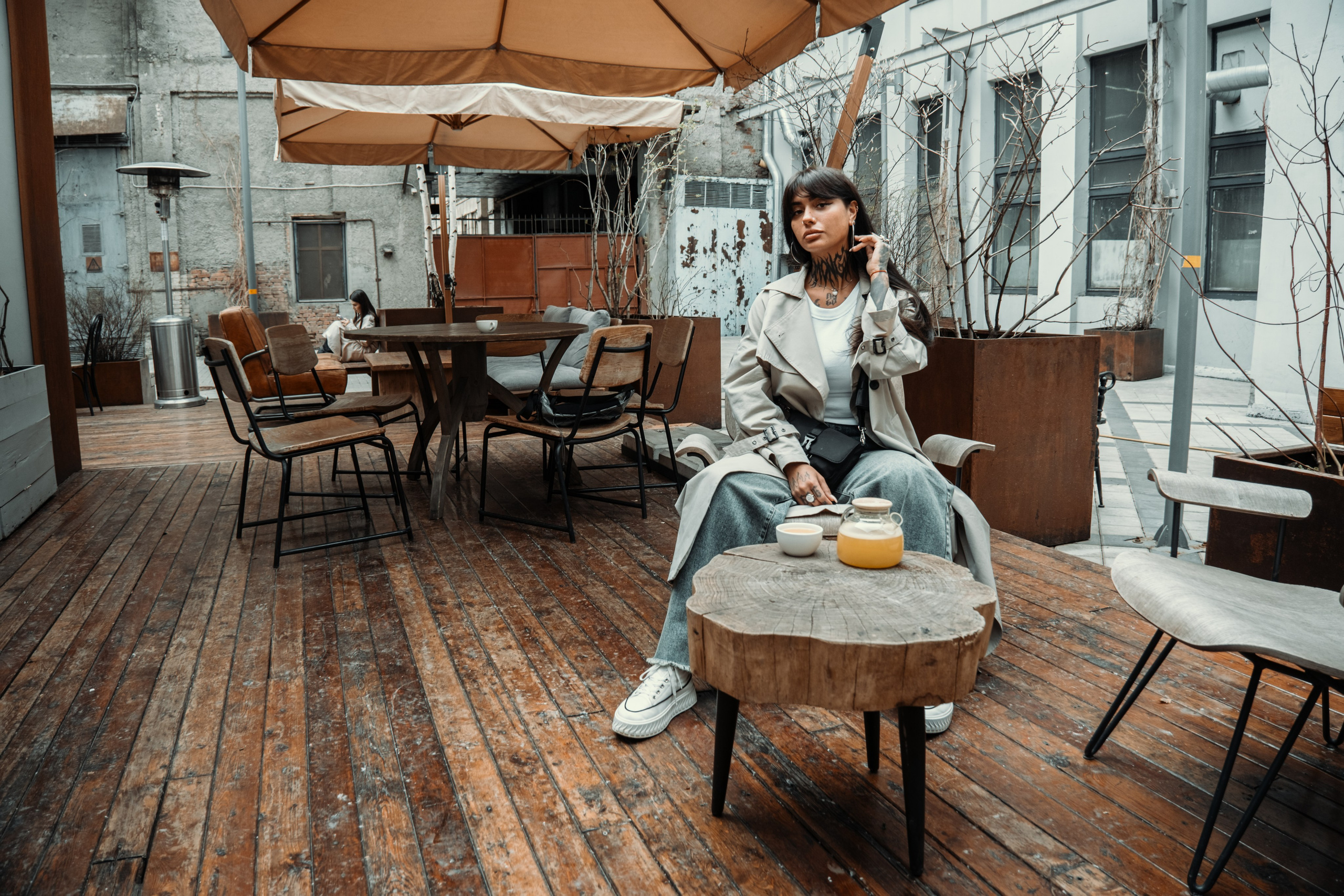 Фото в цвете. Molotov Photographer