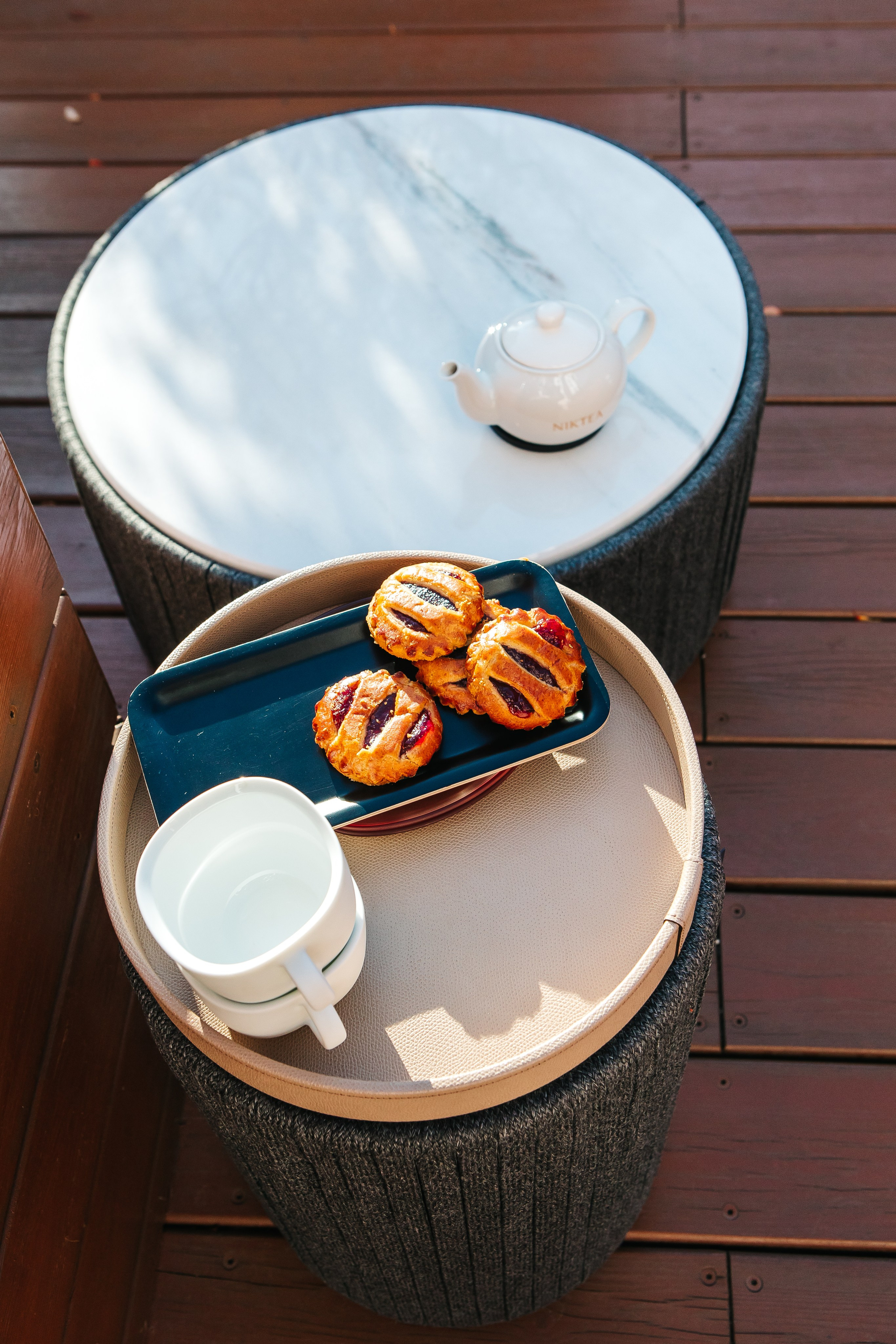 УЛИЧНАЯ МЕБЕЛЬ. Свадебный, семейный, детский фотограф в Екатеринбурге.Фотосессия родов